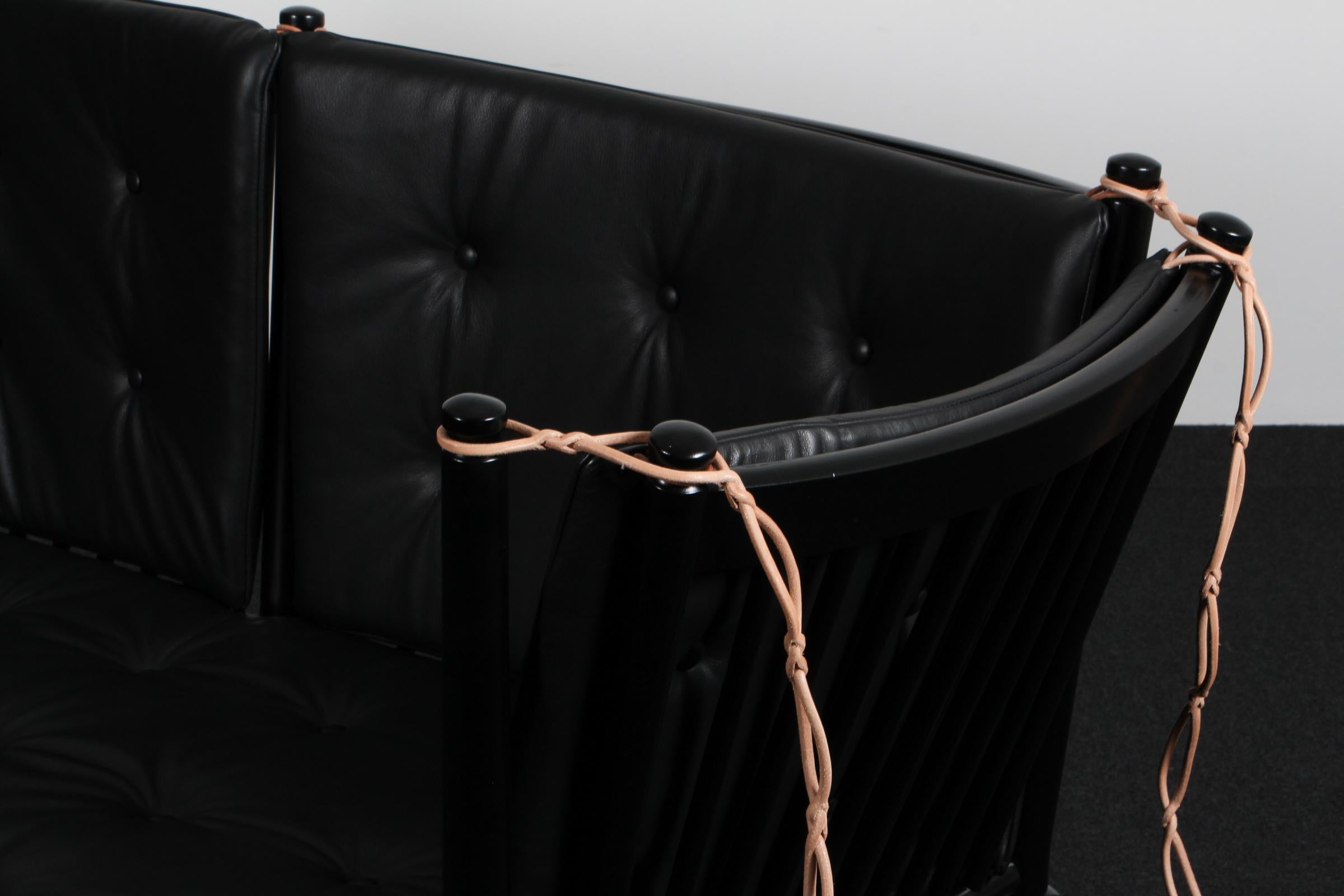 Børge Mogensen Two-Seat Sofa, Tremmesofa Model 1789, black Beech and Leather Excellent état - En vente à Esbjerg, DK