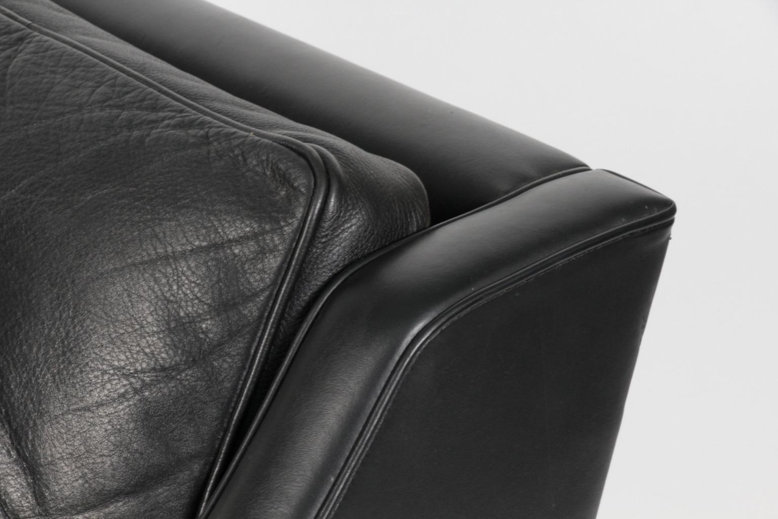 Mid-20th Century Børge Mogensen Two-Seater Sofa, Model 2208, Original Black Leather