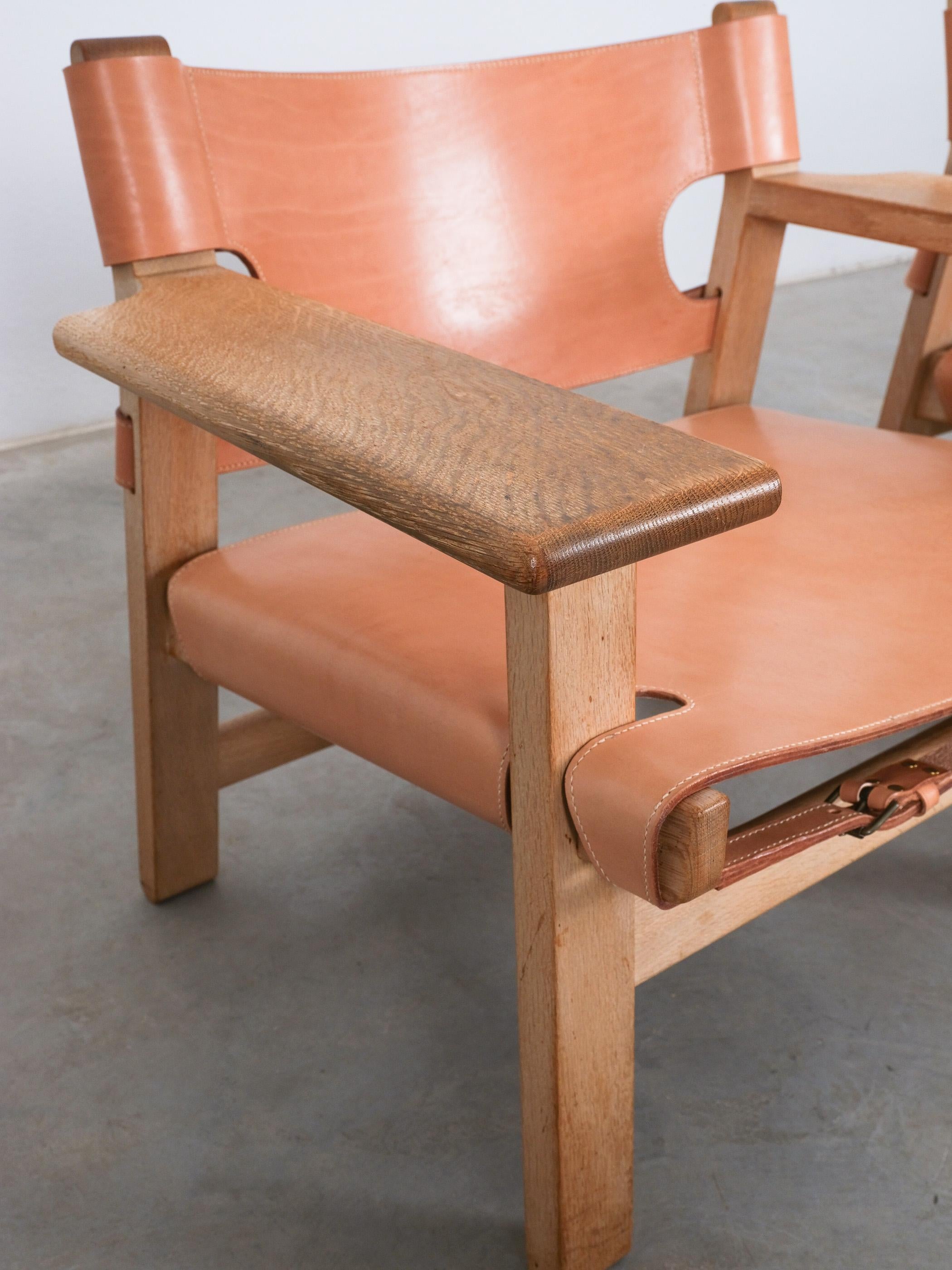 Mid-20th Century Børge Mogensen Vintage Pair of Spanish Chairs Oak Leather, Denmark, 1960s For Sale