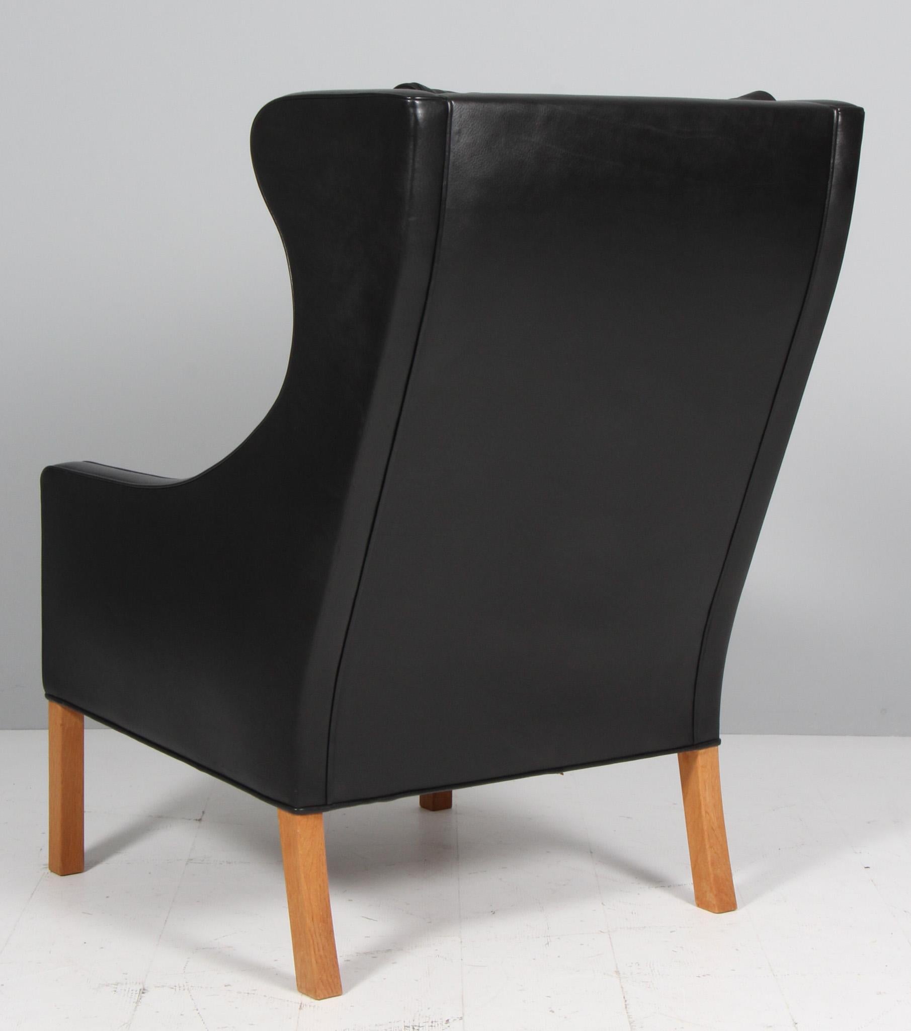 Børge Mogensen Wingback Chair and Ottoman, Model 2202 / 2204, leather For Sale 5