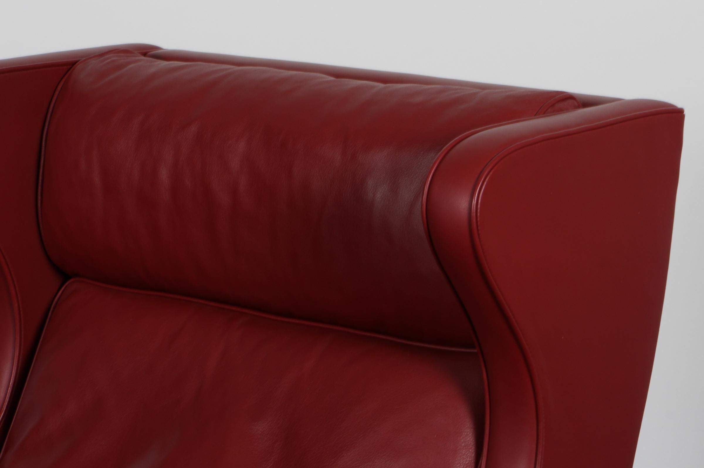 Børge Mogensen Wingback Chair and Ottoman, Model 2202 / 2204, leather en vente 1