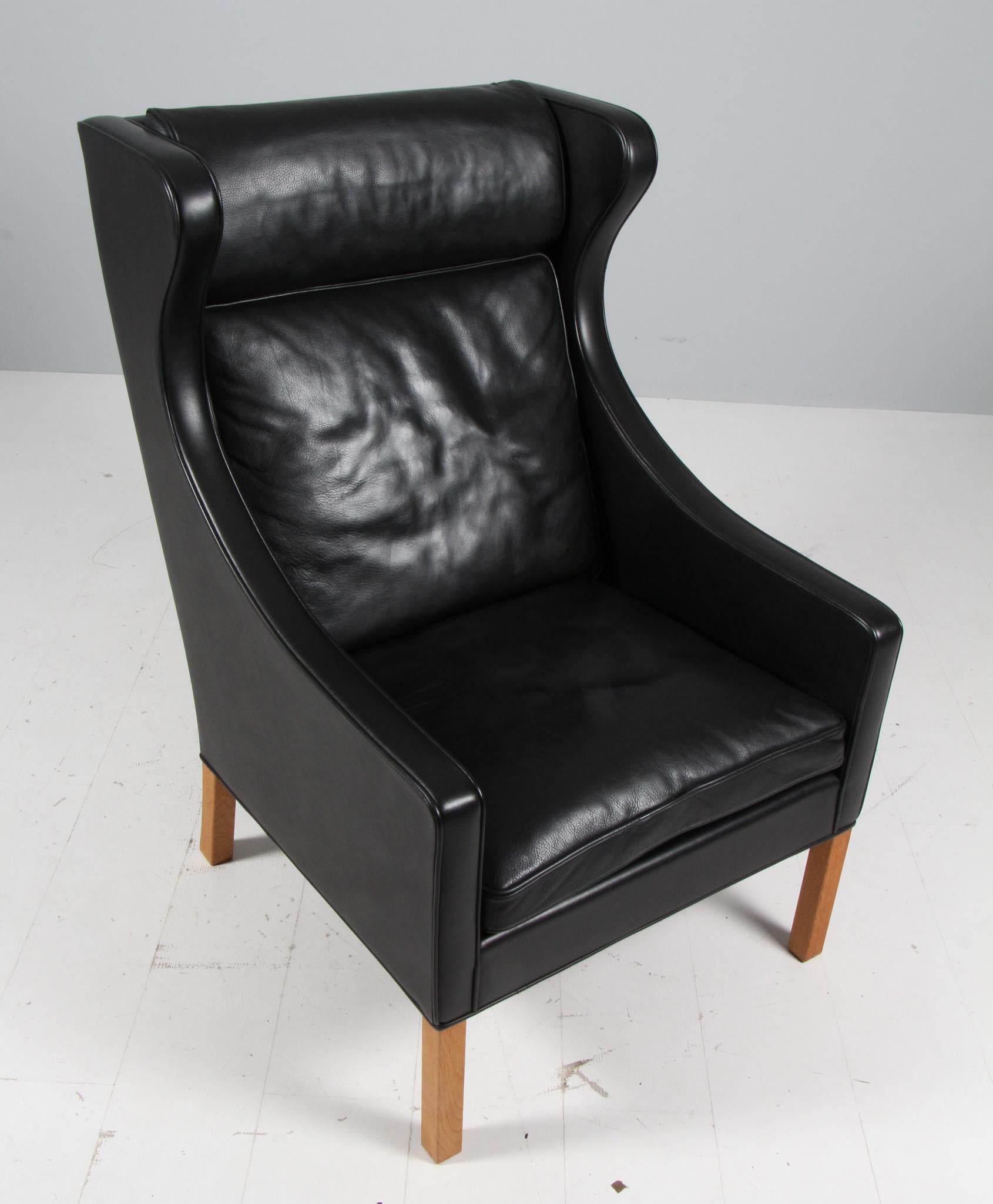 Scandinavo moderno Sedia Wingback di Børge Mogensen, modello 2204. Pelle originale