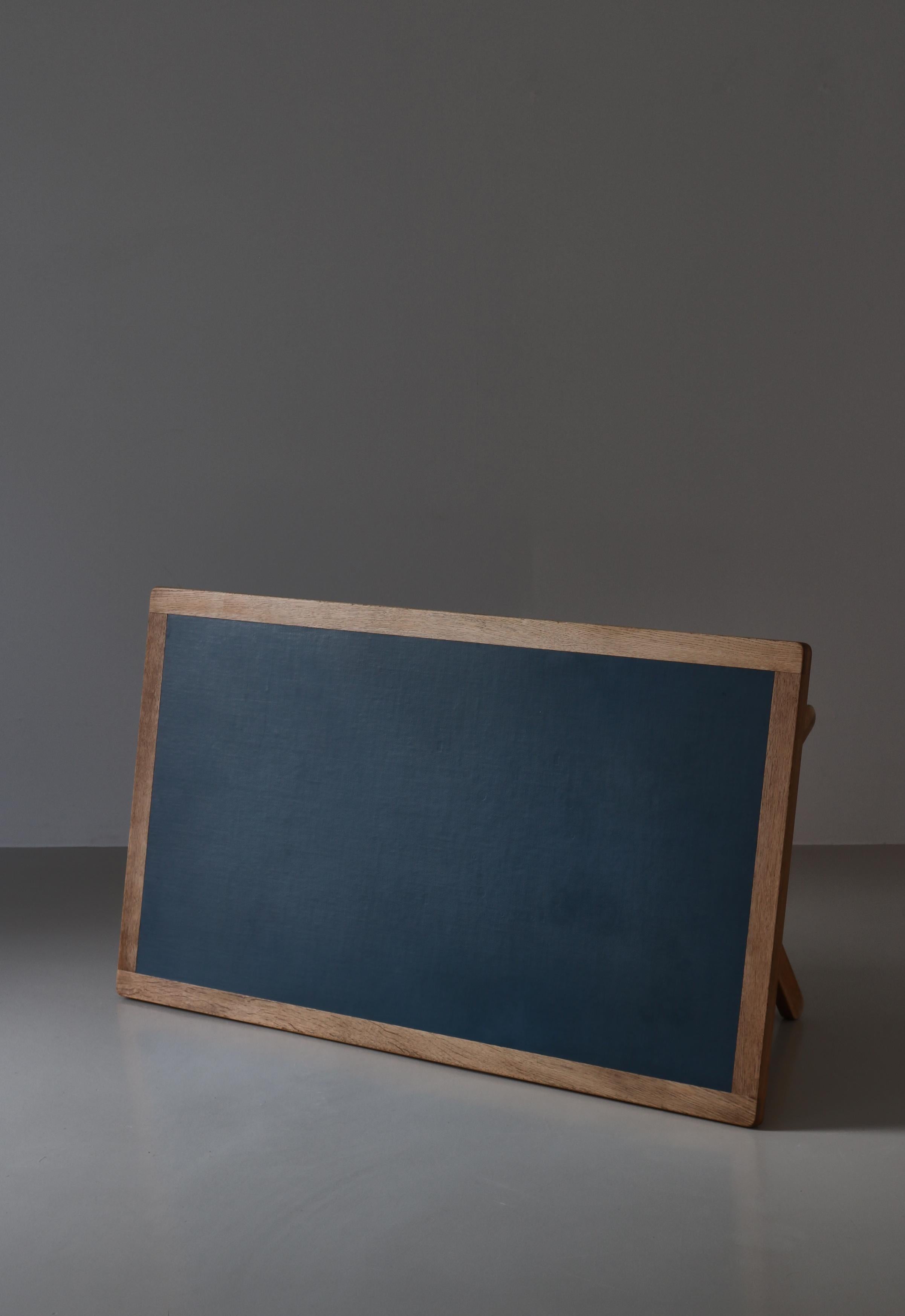 Børge Mogensen Work Desk in Oak & Linoleum by P. Lauritsen, Denmark, 1970s For Sale 9