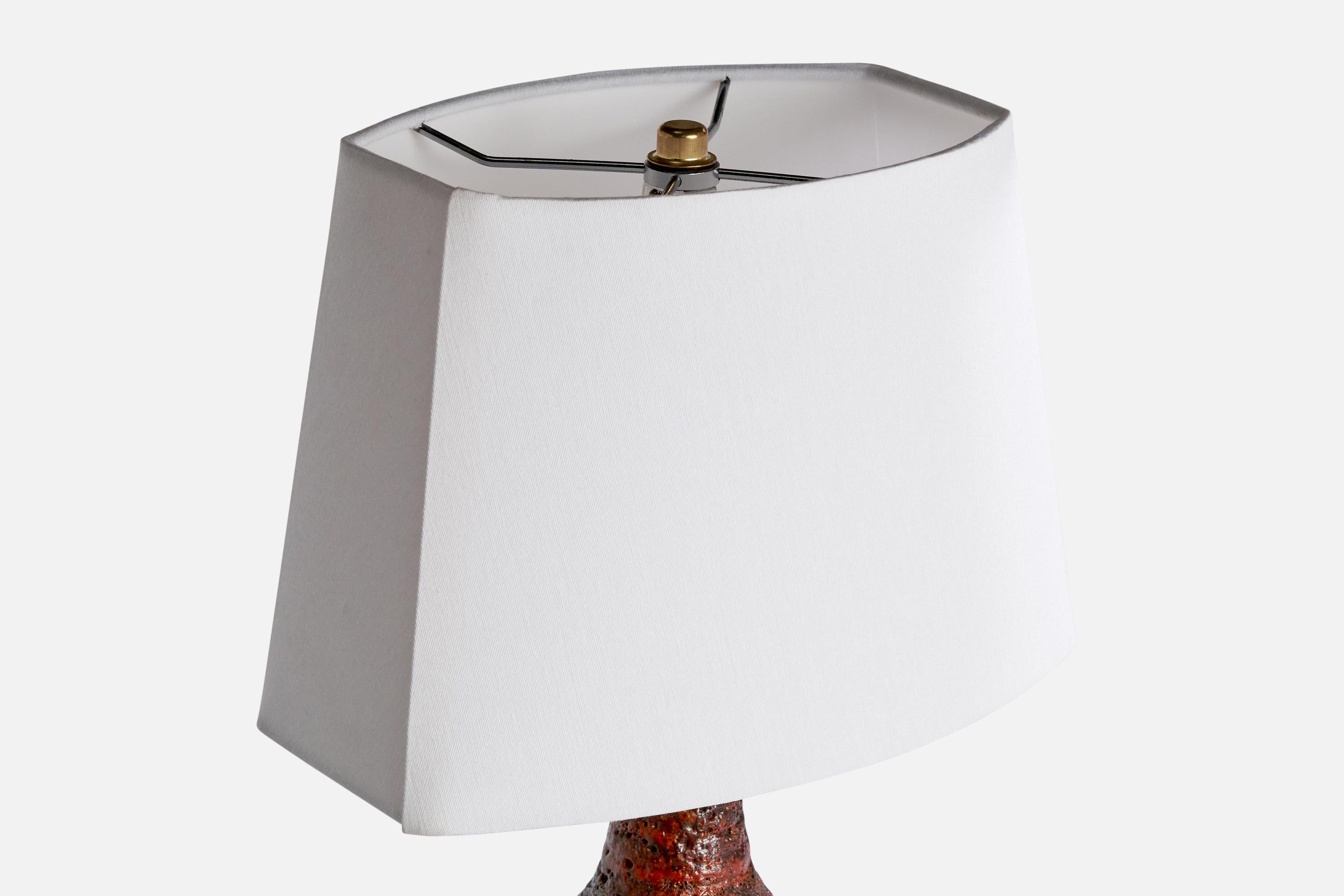 Børge Wernonch, Table Lamp, Stoneware, Fabric, Denmark, 1940s In Good Condition For Sale In High Point, NC