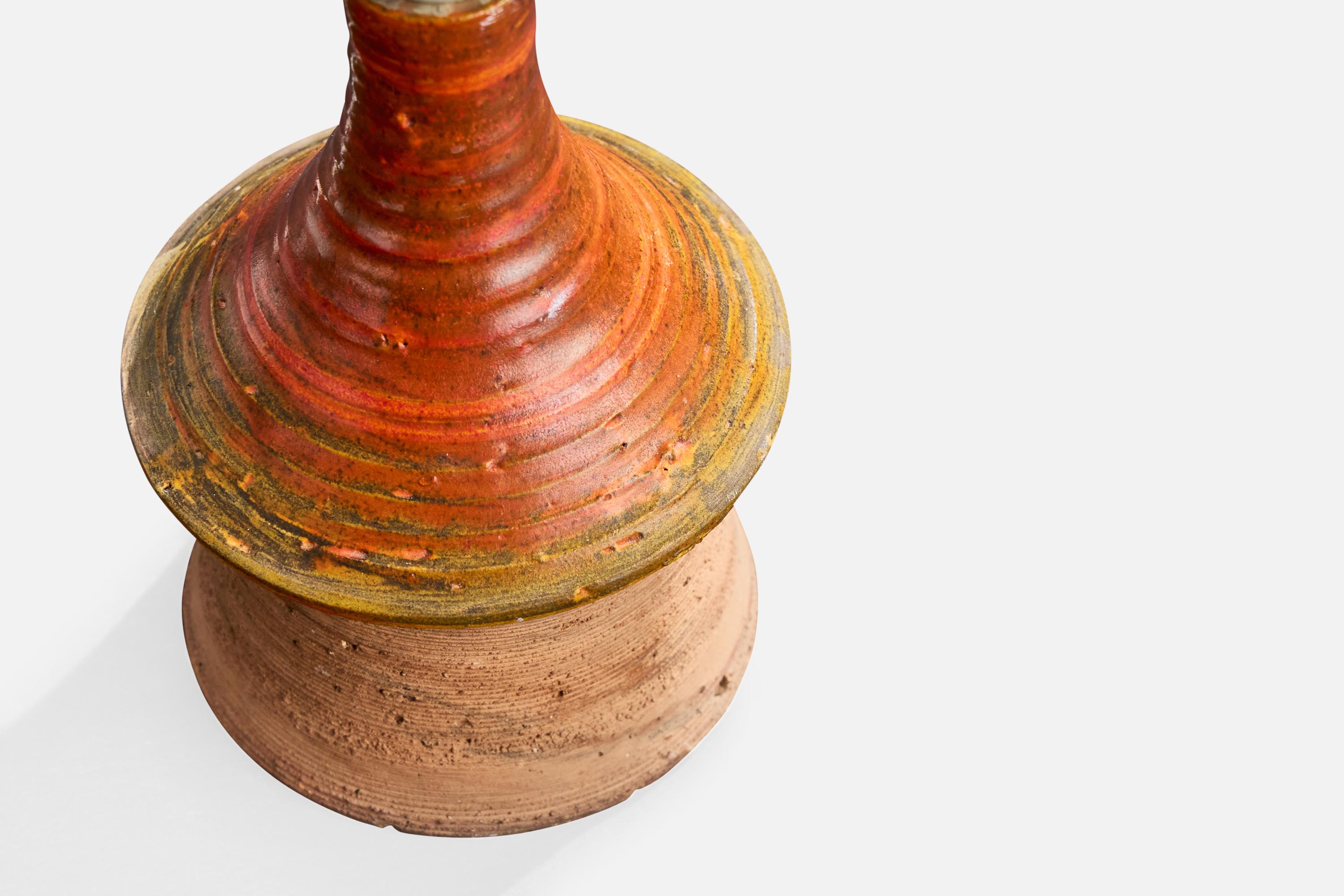 Børge Wernonch, Table Lamp, Stoneware, Fabric, Denmark, 1940s In Good Condition For Sale In High Point, NC