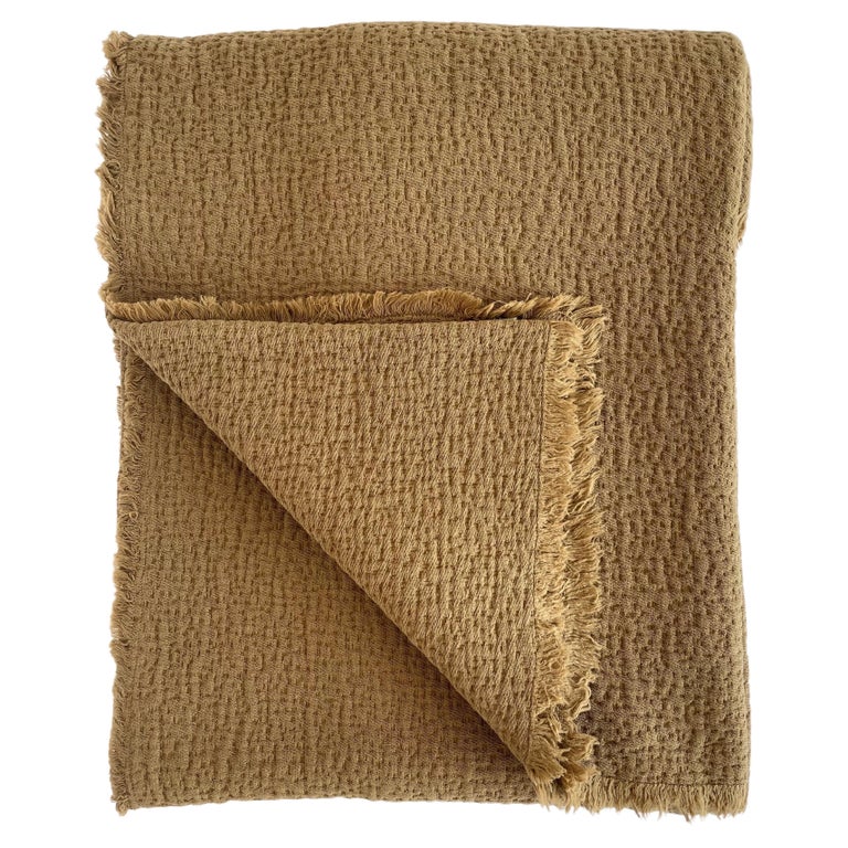 Bria Matelasse French Cotton Throw For Sale at 1stDibs