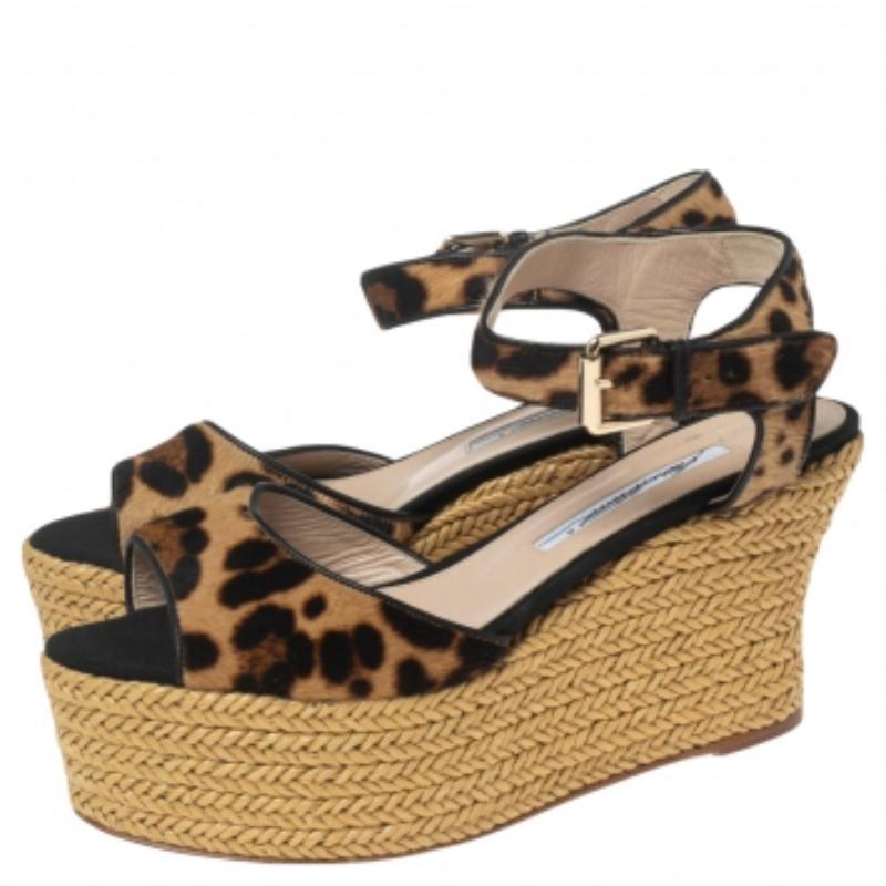 Sandalias de cuña con alpargata Brian Atwood de pelo de potro beige/negro talla 39 Marrón en venta