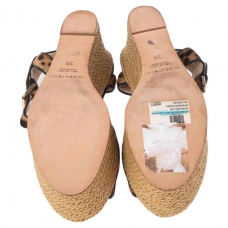 Sandalias de cuña con alpargata Brian Atwood de pelo de potro beige/negro talla 39 en venta 2