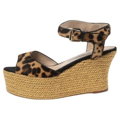 Sandalias de cuña con alpargata Brian Atwood de pelo de potro beige/negro talla 39