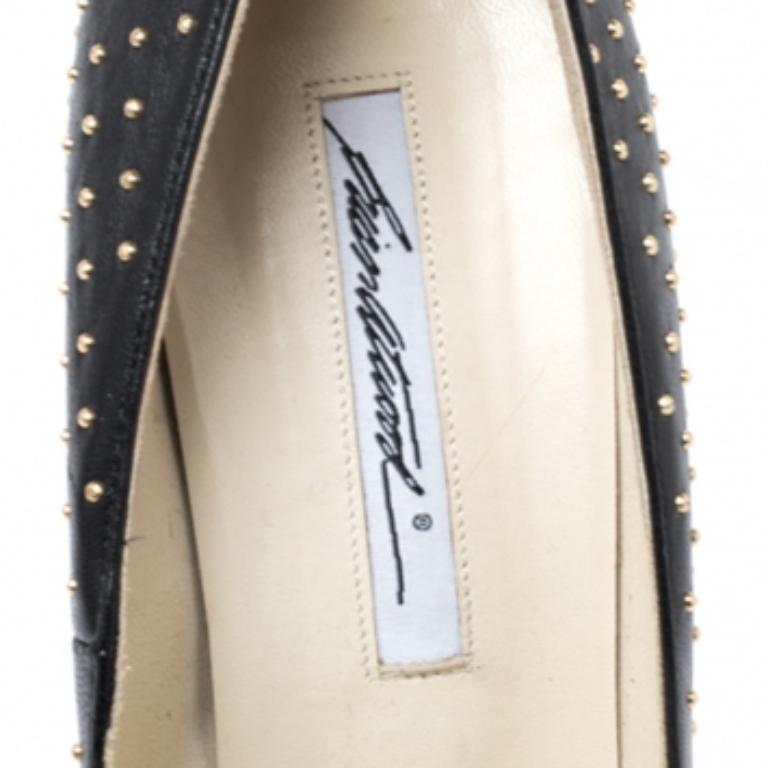 Brian Atwood Black Leather Studded Platform Pumps Size 38.5 Bon état - En vente à Dubai, Al Qouz 2