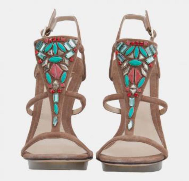 Brian Atwood Brown Suede Donasa Crystal T Strap Sandals Taglia 38 in vendita 4