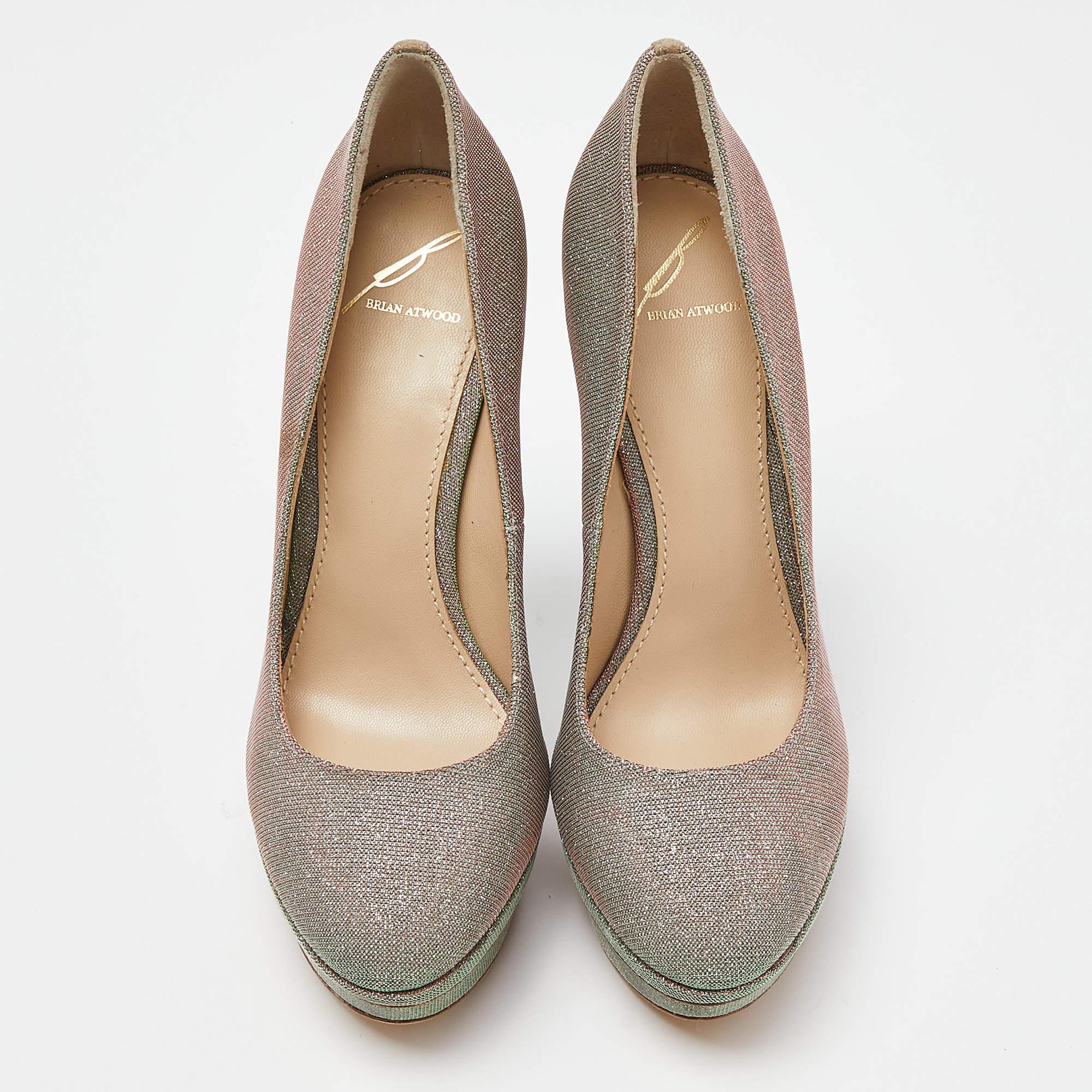 Marrone Brian Atwood, Pumps con piattaforma in tessuto lurex olografico, misura 37,5 in vendita