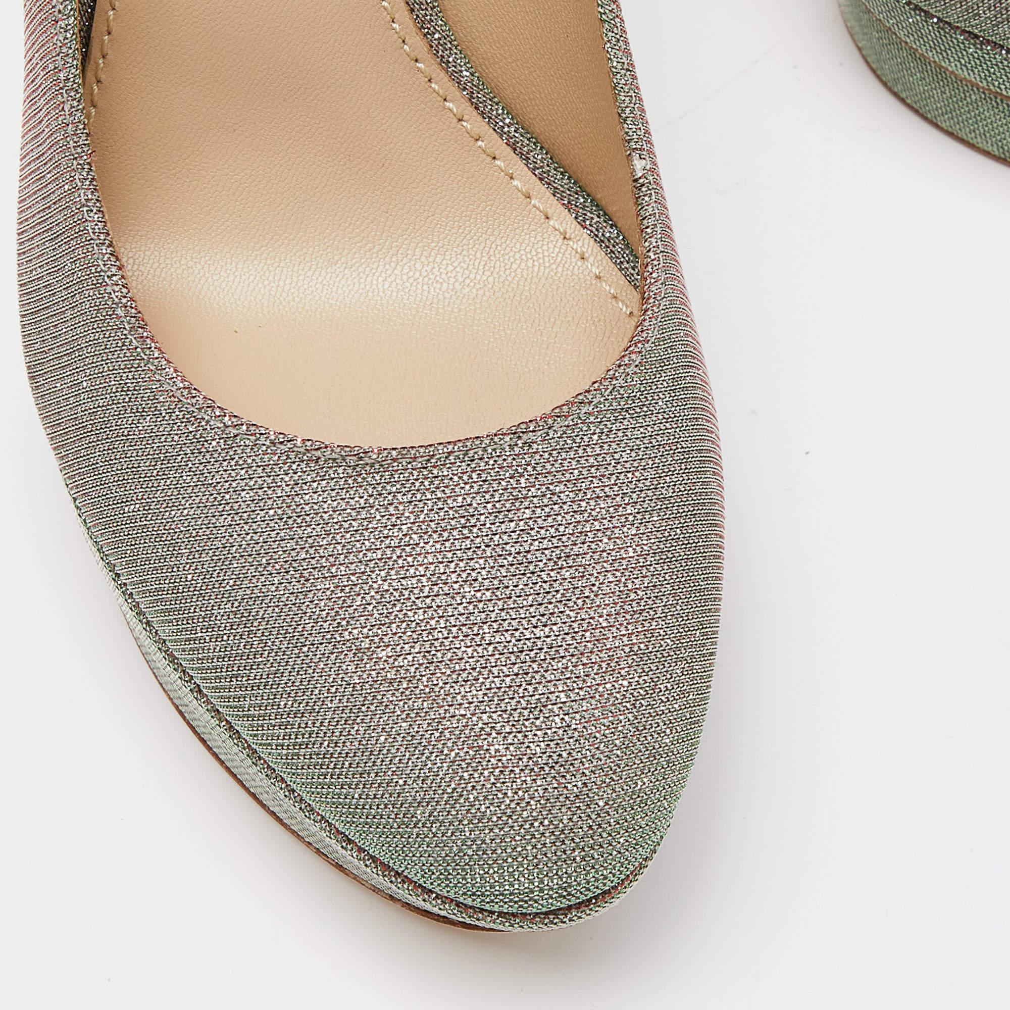 Brian Atwood, Pumps con piattaforma in tessuto lurex olografico, misura 37,5 in vendita 2