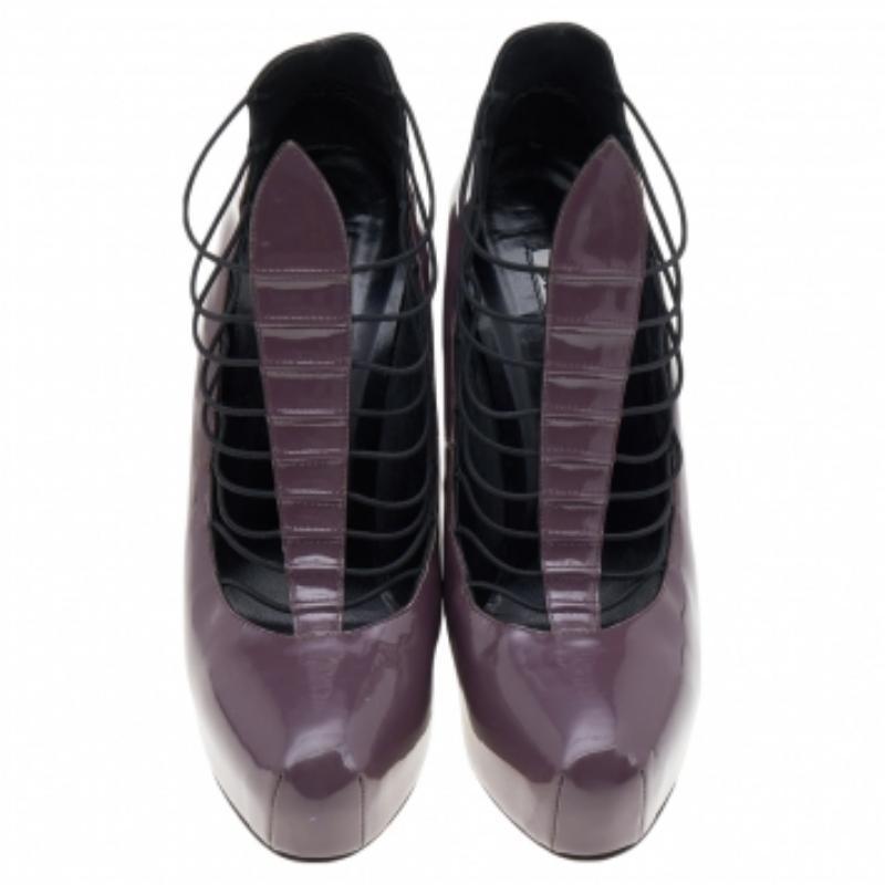Black Brian Atwood Mauve Patent Leather Cage Platform Pumps Size 39 For Sale
