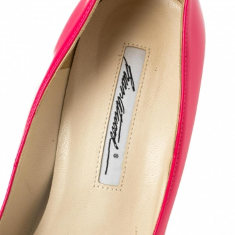 Brian Atwood Pink  Patent Leather Platform  Pumps Size 38.5 In Good Condition For Sale In Dubai, Al Qouz 2