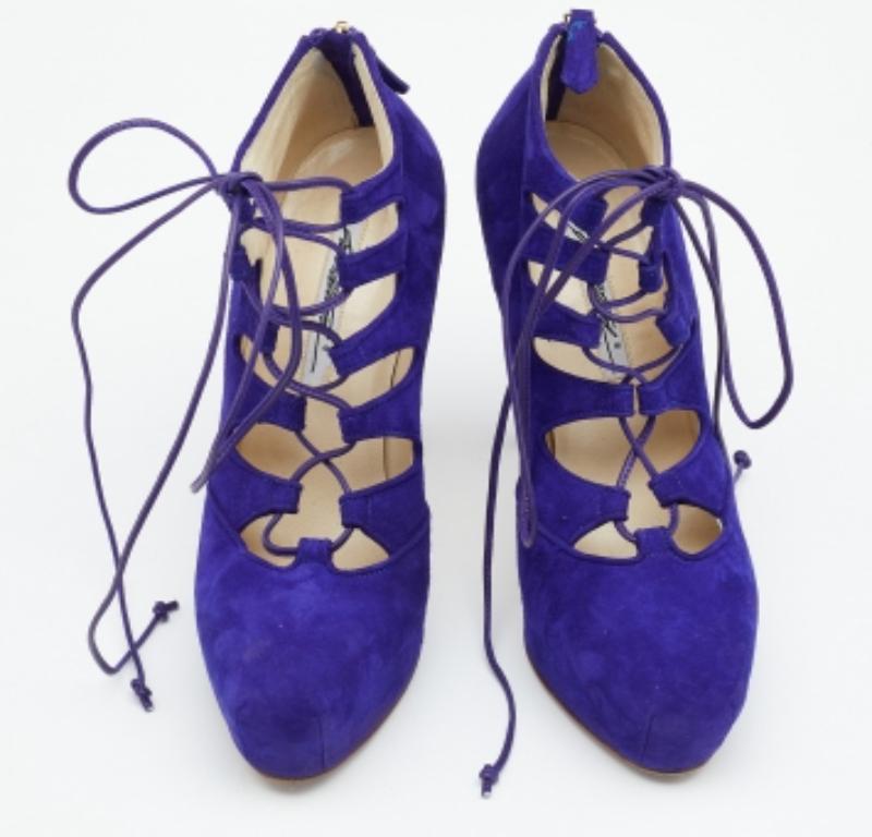Brian Atwood Purple Suede Lace up Booties Size 38.5 In Good Condition For Sale In Dubai, Al Qouz 2