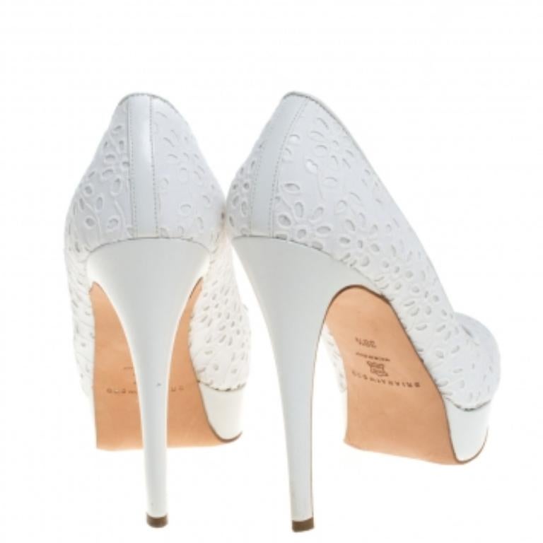 Gray Brian Atwood White Floral Embroidered Fabric Peep Toe Platform Pumps Size 39.5 For Sale