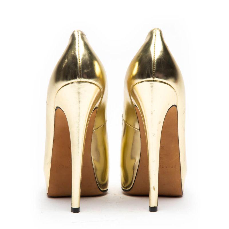 Brian Atwood Women's Platform Gold Patent Leather Heels In Excellent Condition In London, GB
