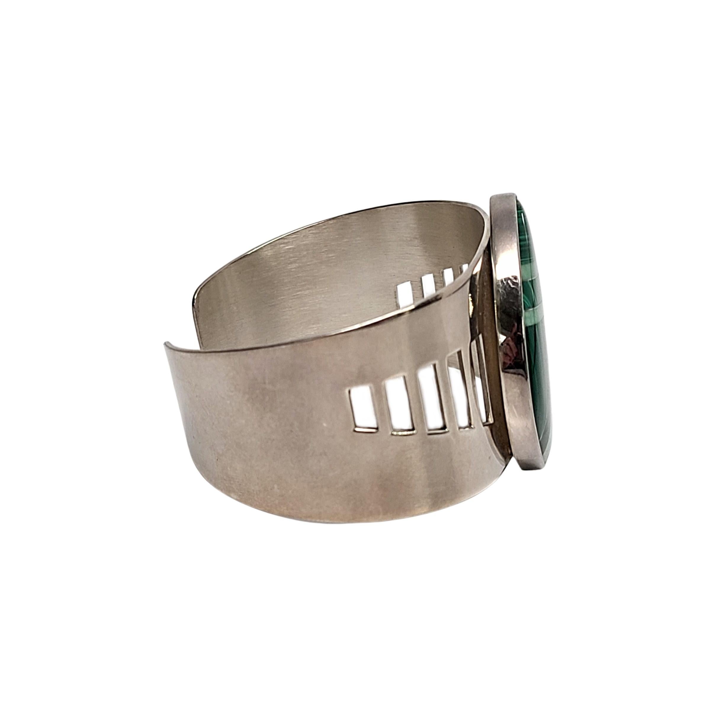 Manschettenarmband aus Sterlingsilber mit Malachit-Intarsien von Brian Bruce Damen