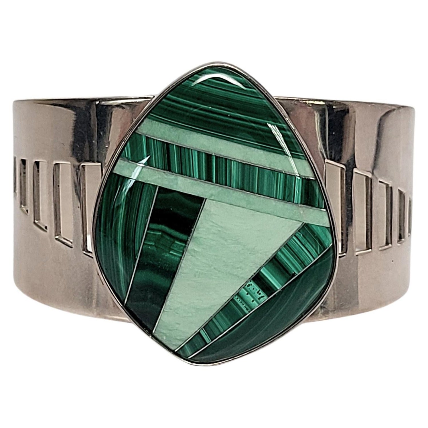 Manschettenarmband aus Sterlingsilber mit Malachit-Intarsien von Brian Bruce