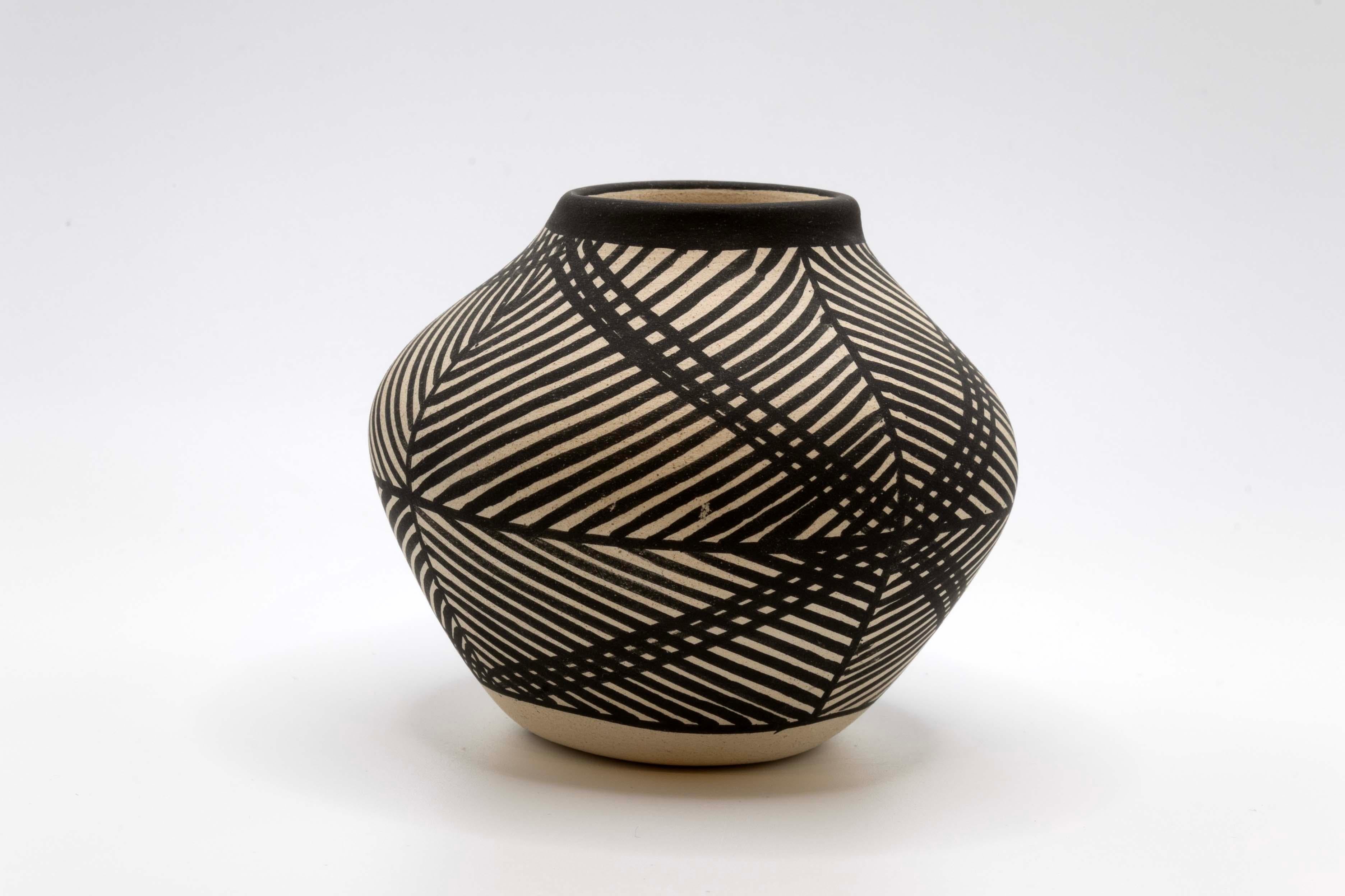 Native American Brian DeLorme Acoma Pueblo New Mexico Fired Earthenware Pottery Signed
