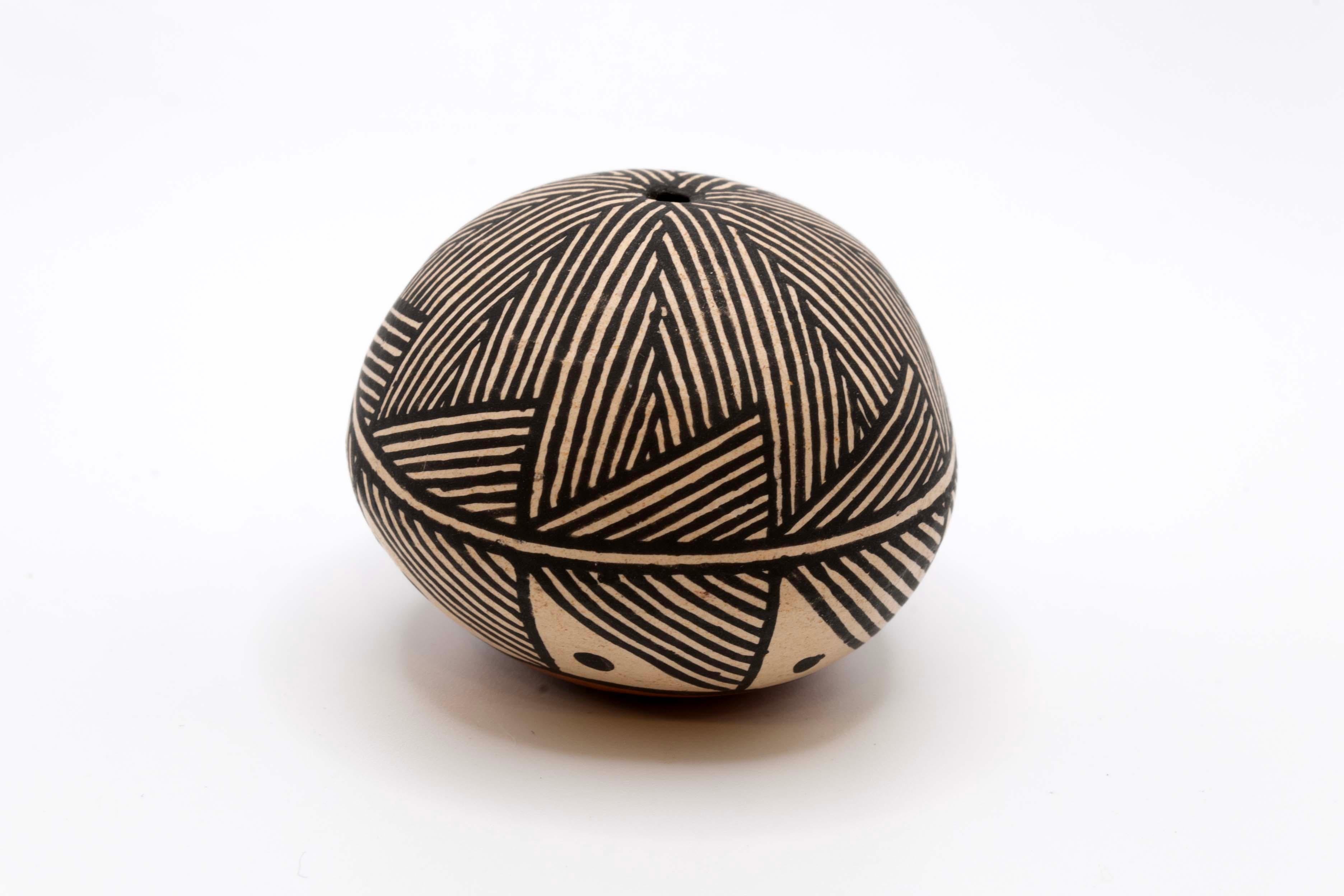 Brian DeLorme Acoma Pueblo New Mexico Fired Earthenware Pottery Signed 3