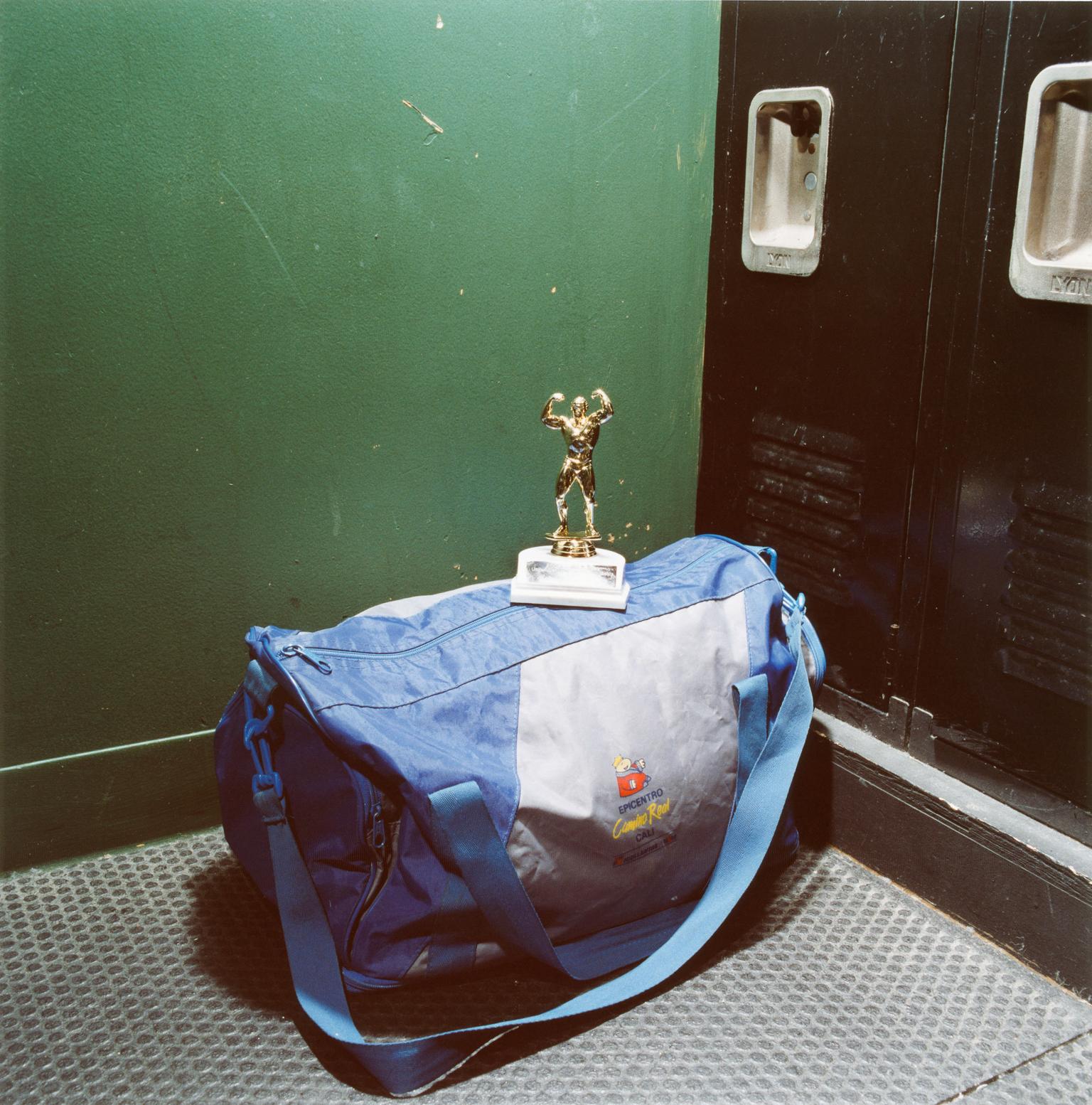 Brian Finke Color Photograph – Ohne Titel (Bodybuilding-Nr. 38)