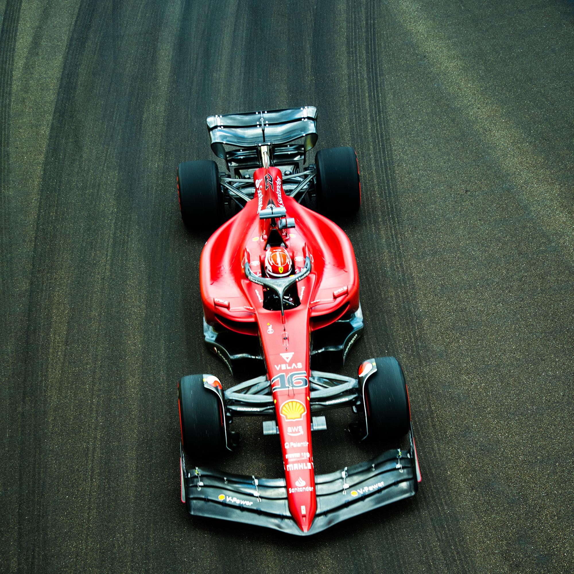 Brian Finke Color Photograph – Untitled (Formula 1 Nr. 2)