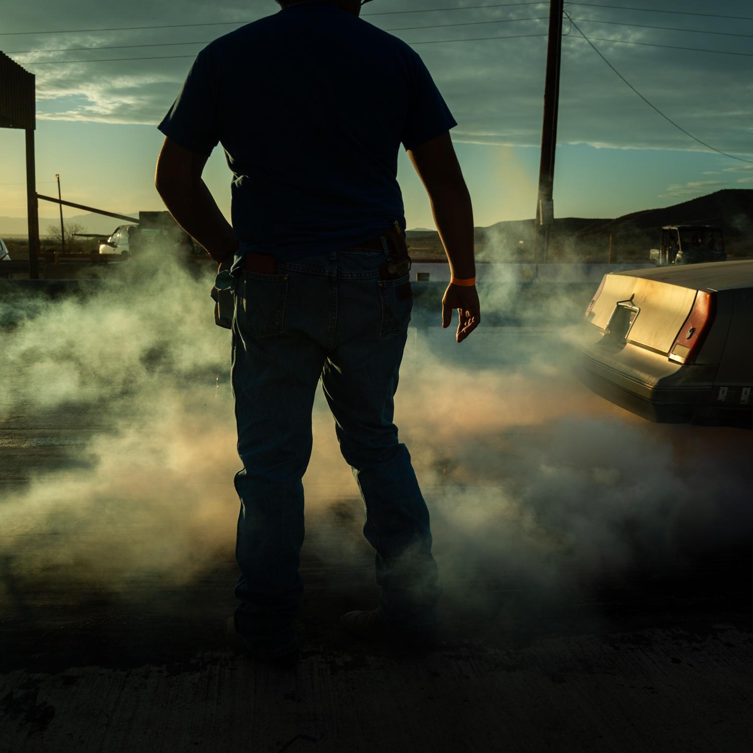 Brian Finke Landscape Photograph – Ohne Titel (Presidio Drag Racing) 
