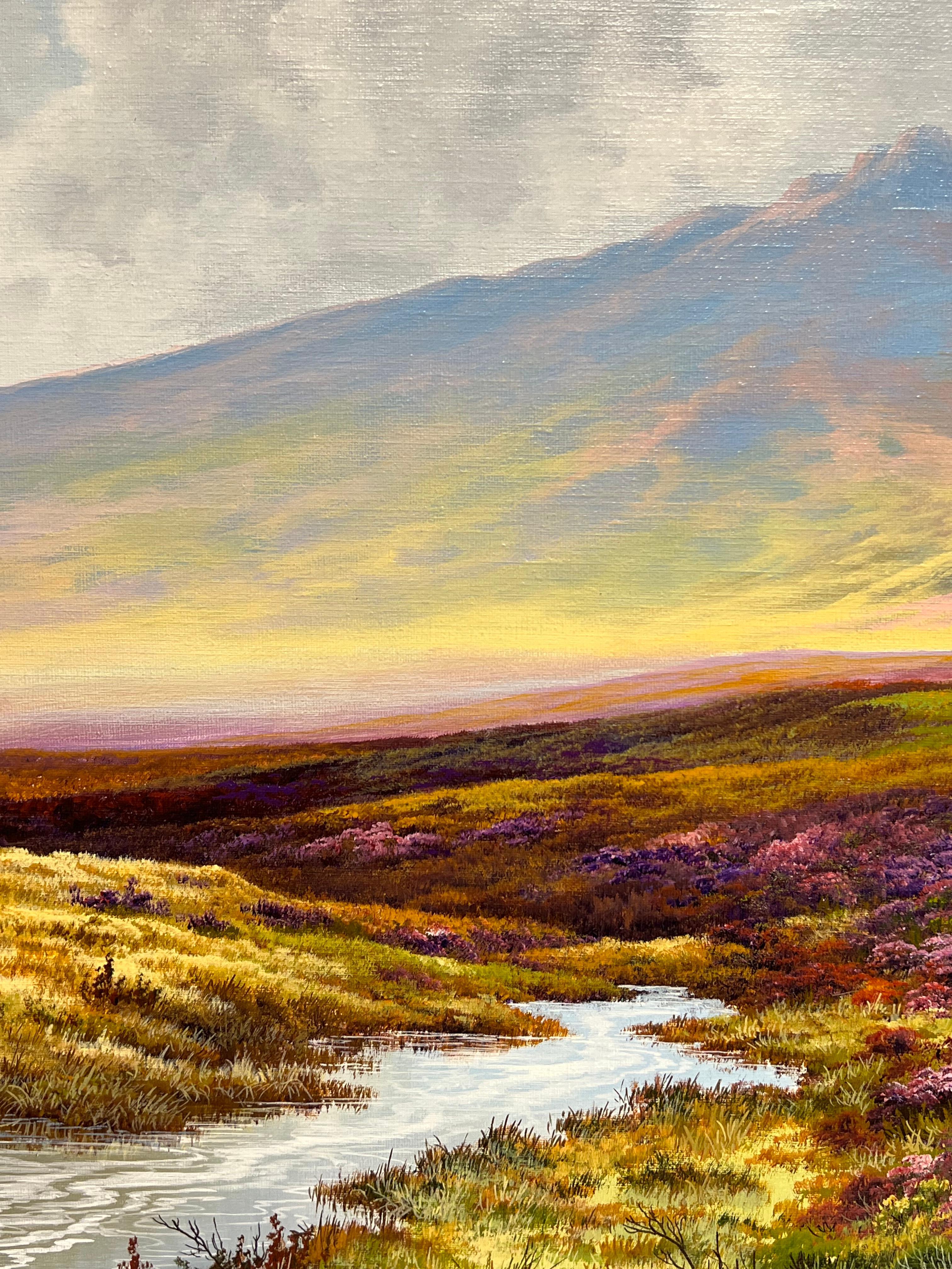 Grande dipinto a olio britannico Pony su Dartmoor Brughiera Collina Ruscello Erica - Landscape Painting Marrone di Brian Horswell