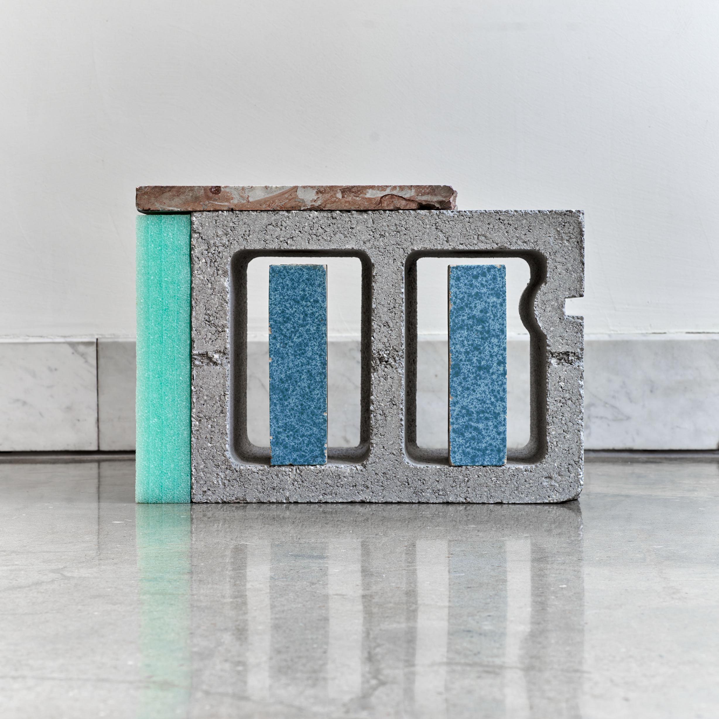 PAX (ENTRE TIEMPOS) - Escultura geométrica Vintage Materiales de construcción recuperados - Sculpture Contemporáneo de Brian Jobe