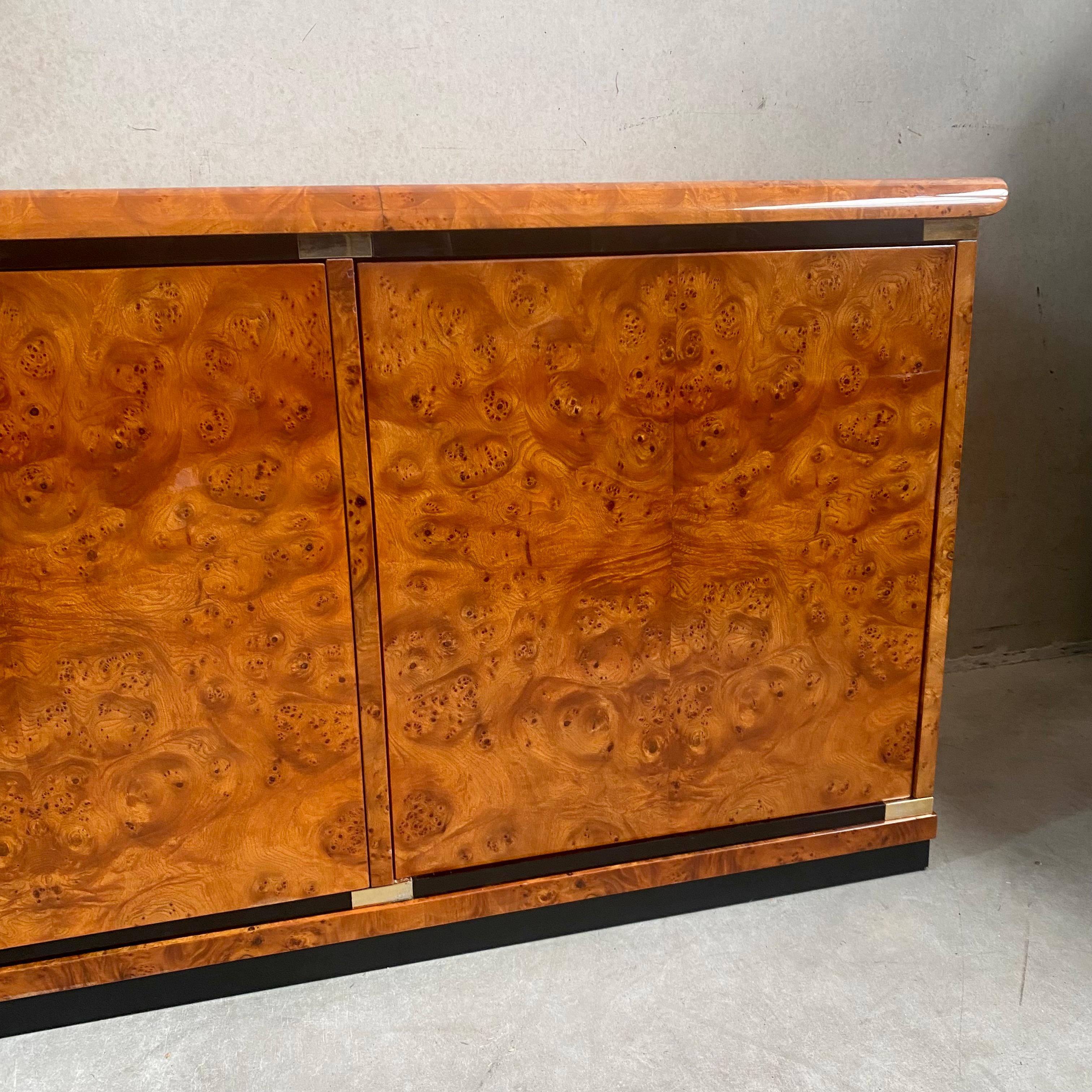 Briar Burl Wood Sideboard by Guerini Emilio for Gdm 24 Kt Gold Plated Italy 1980 For Sale 12
