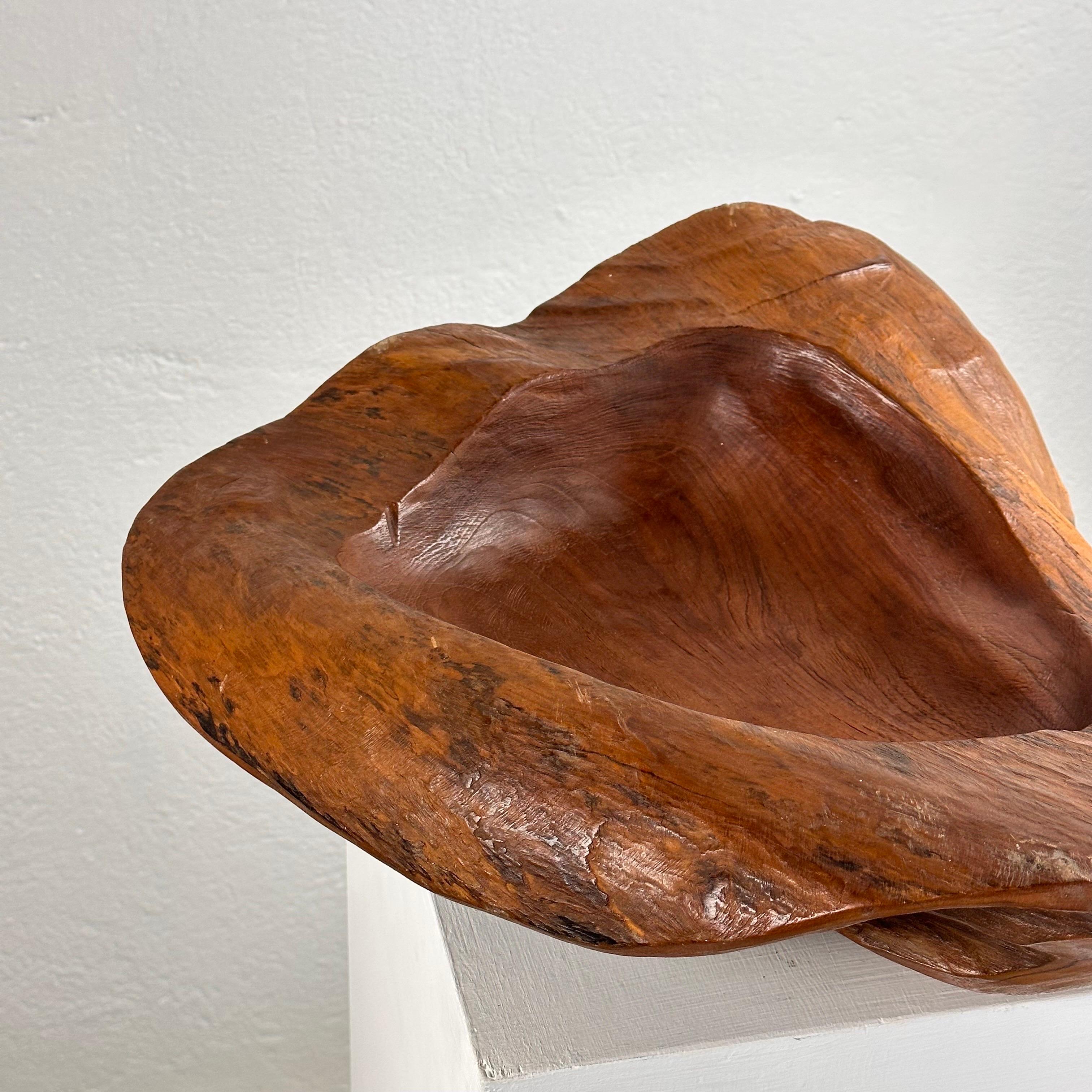 Briar Wood Live Edge Carved Bowl/Centerpiece, Italy, Unique Piece, 1960s  For Sale 3