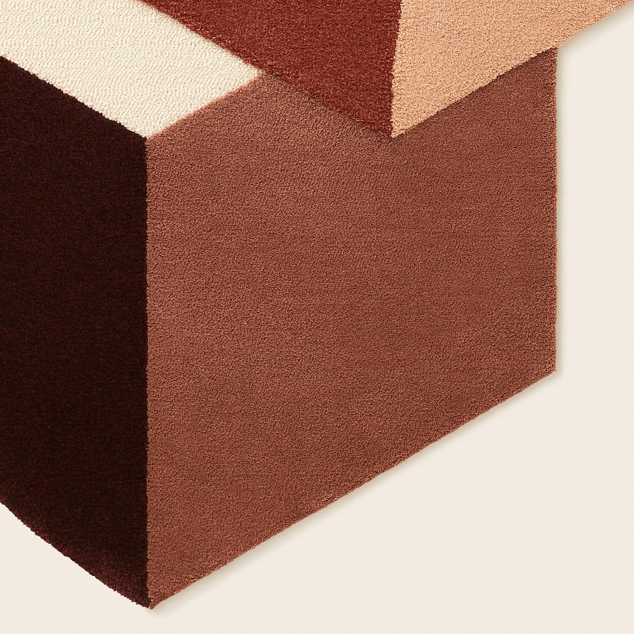 Nesso Tre Freier Teppich aus Ziegelstein von Seraina Lareida (Postmoderne) im Angebot