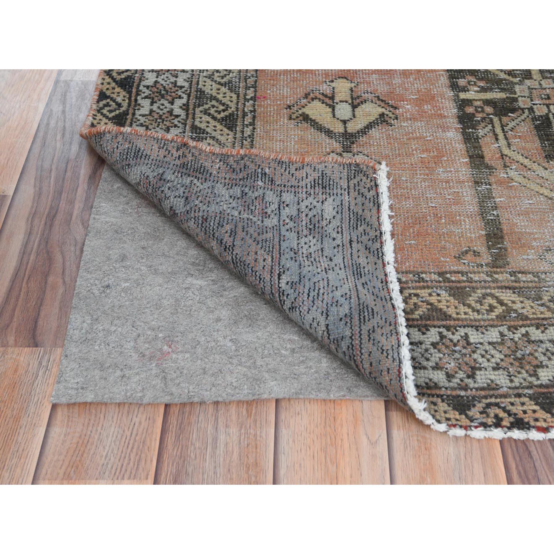Handgeknüpfter persischer Baluch-Teppich im Vintage-Stil, Ziegelrot, aus Wolle (Mittelalterlich) im Angebot