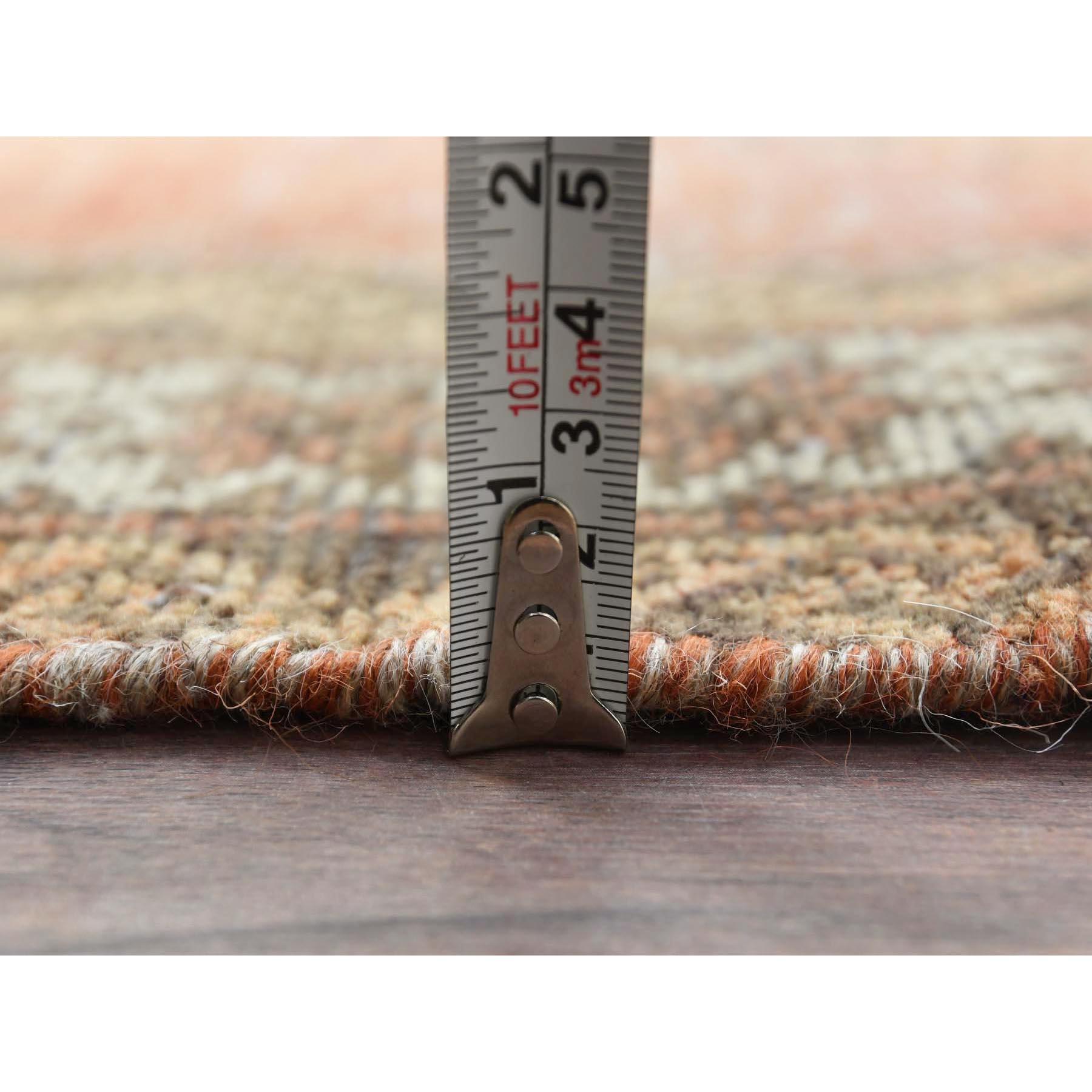 Handgeknüpfter persischer Baluch-Teppich im Vintage-Stil, Ziegelrot, aus Wolle (Mitte des 20. Jahrhunderts) im Angebot