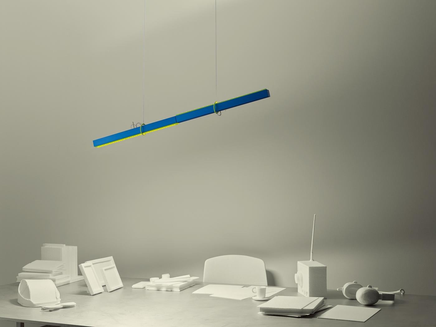 Brick is a multifunctional multipurpose lighting system. For use over desks of all kinds, but also for kitchens, dining tables or in a hallway. Brick consists of brick base, which can be used as single module or in combination with up to two brick