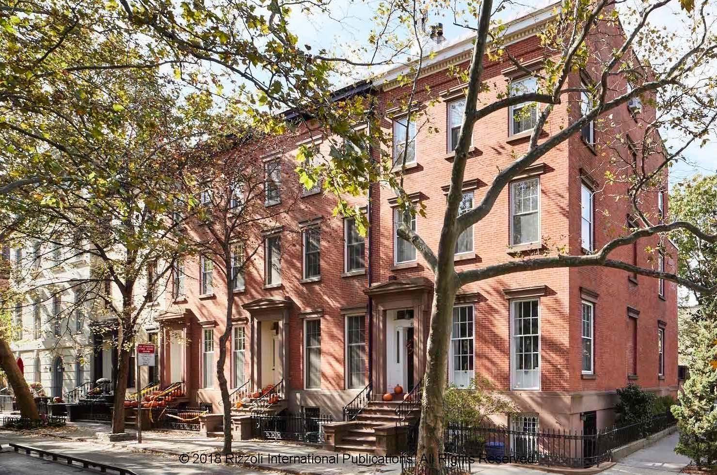 Author Charles Lockwood and Patrick W. Ciccone and Jonathan D. Taylor, Photographs by Dylan Chandler

The much-awaited reissue and reexpression of the classic New York row-house book Bricks and Brownstone, with all-new and updated text, new color