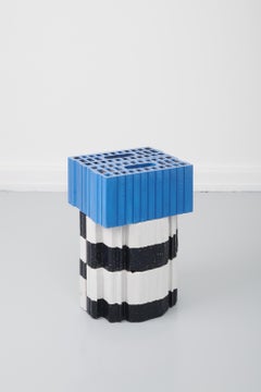 Bricks, Stool D2
