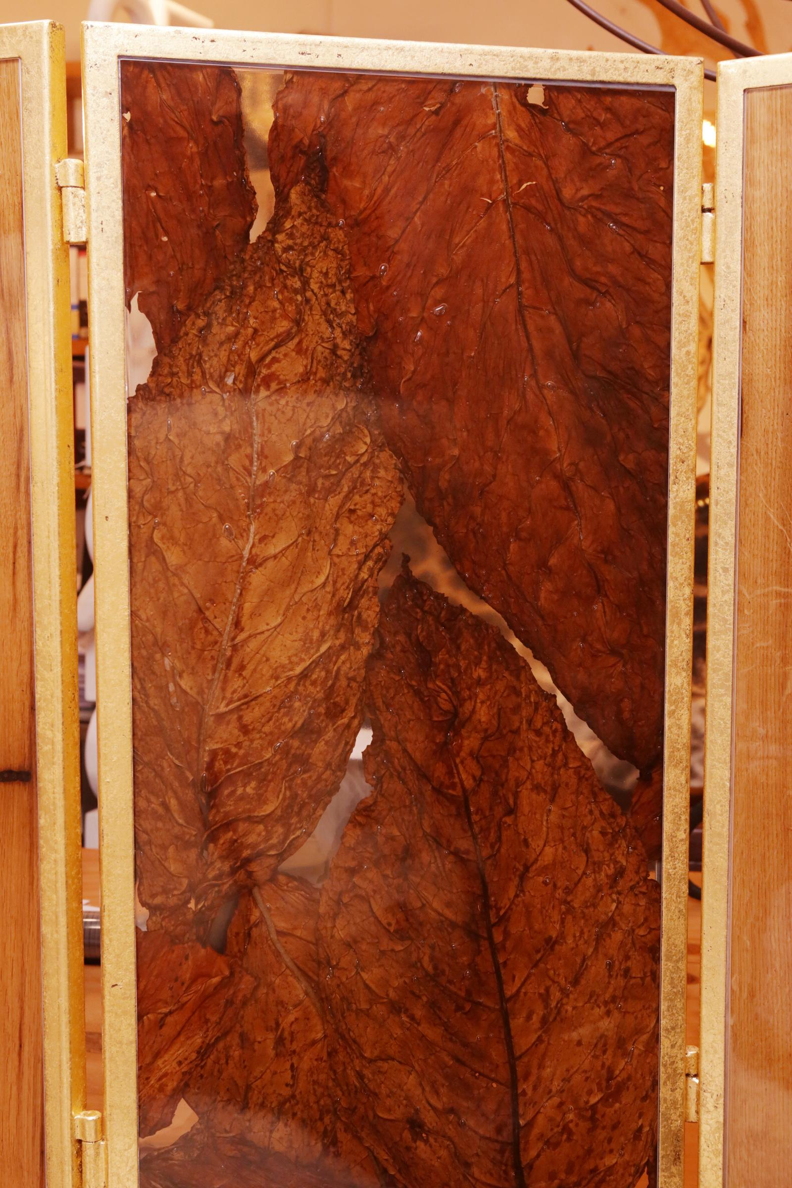 Metal Bricole and Tobacco Leaves with Resin Folding Screen 5 Panels