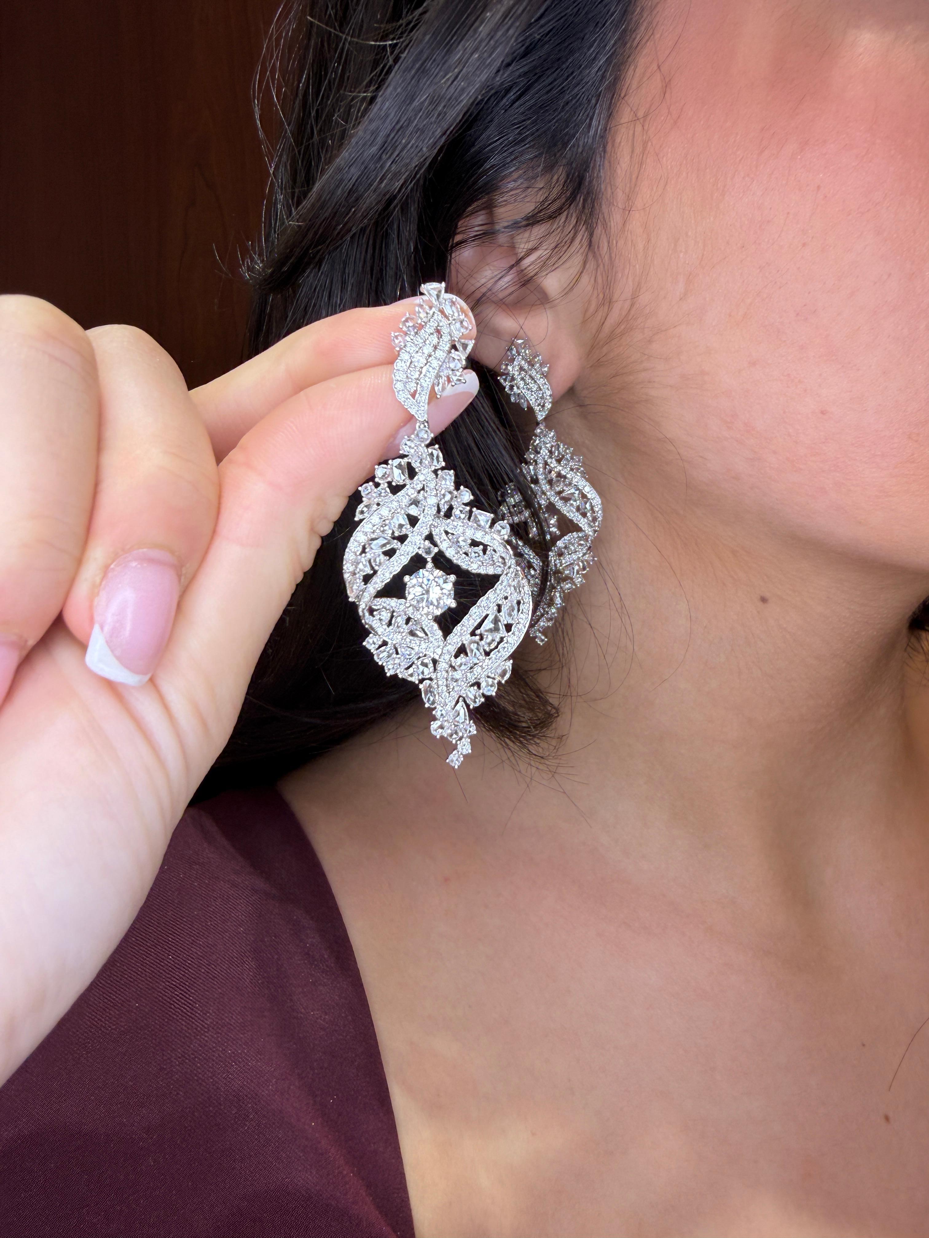 Bridal 18K White Gold Rose-Cut White Diamond Statement Chandelier Earring 7.95ct en venta 1