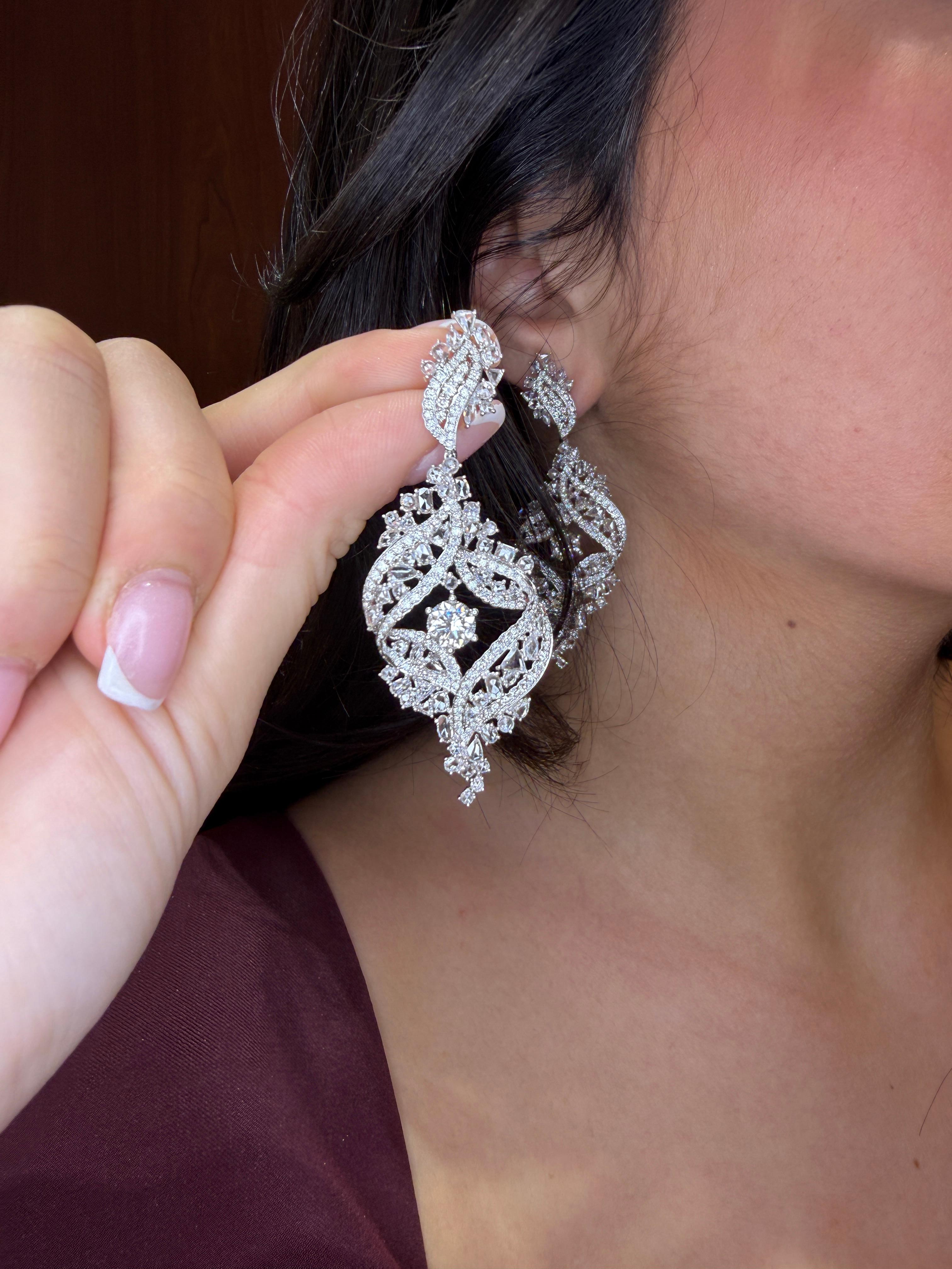 Bridal 18K White Gold Rose-Cut White Diamond Statement Chandelier Earring 7.95ct en venta 2