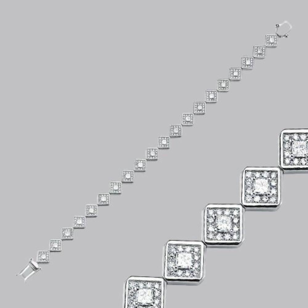 Round Cut  3.20ct Princess Diamond Bracelet For Sale