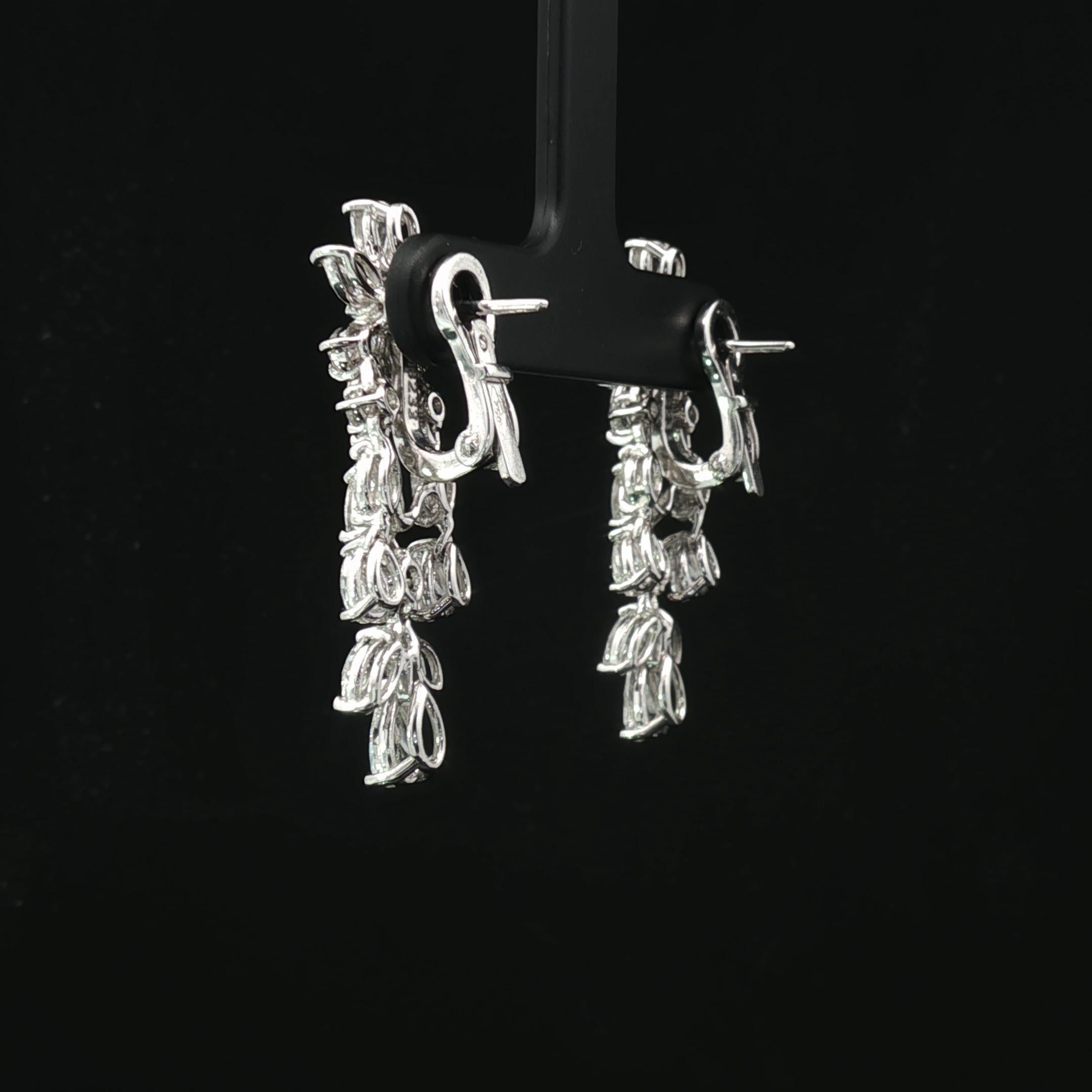 Pendientes de Novia - Oro Blanco 18K con Diamante Solitario Redondo, Pera y Marquesa en Nuevo estado para la venta en Abu Dhabi, Abu Dhabi