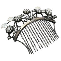 Bridal handmade hair accesory Silver and pearls