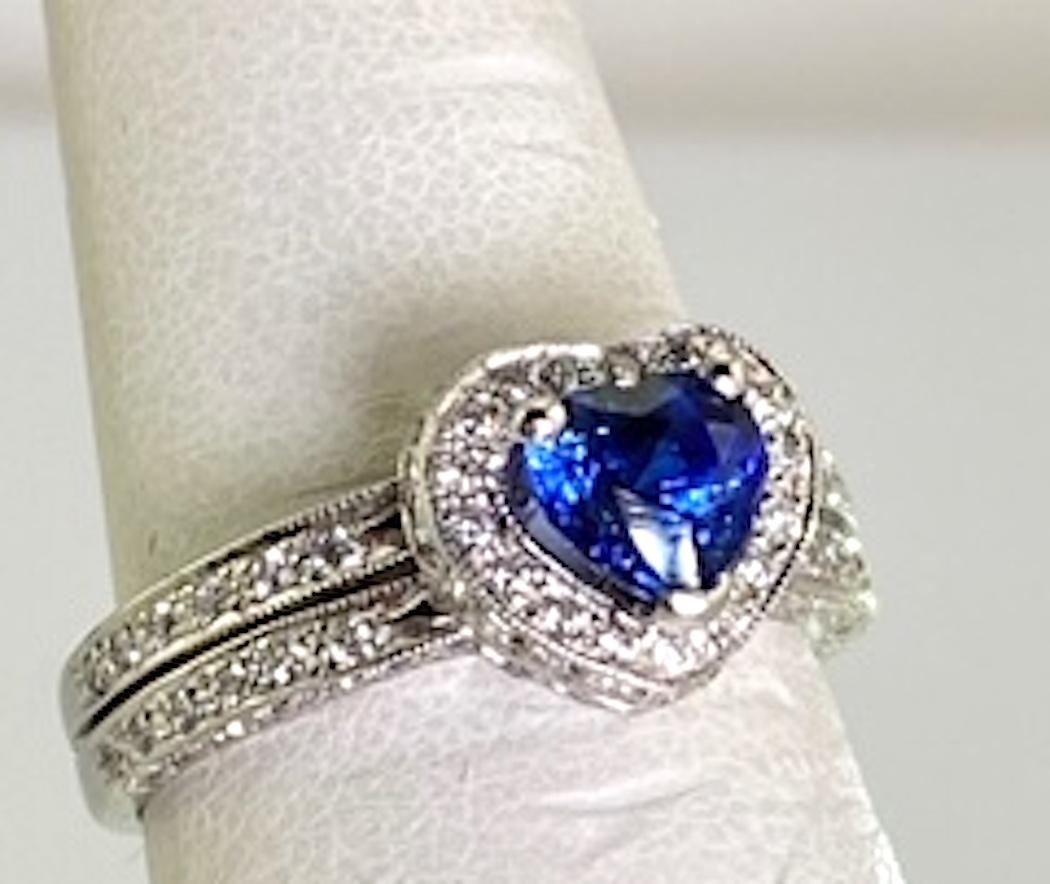 Women's Bridal Heart shaped Sapphire 1.25 Carat and 1.45 Diamonds TW 18K WG 5.2 grams For Sale