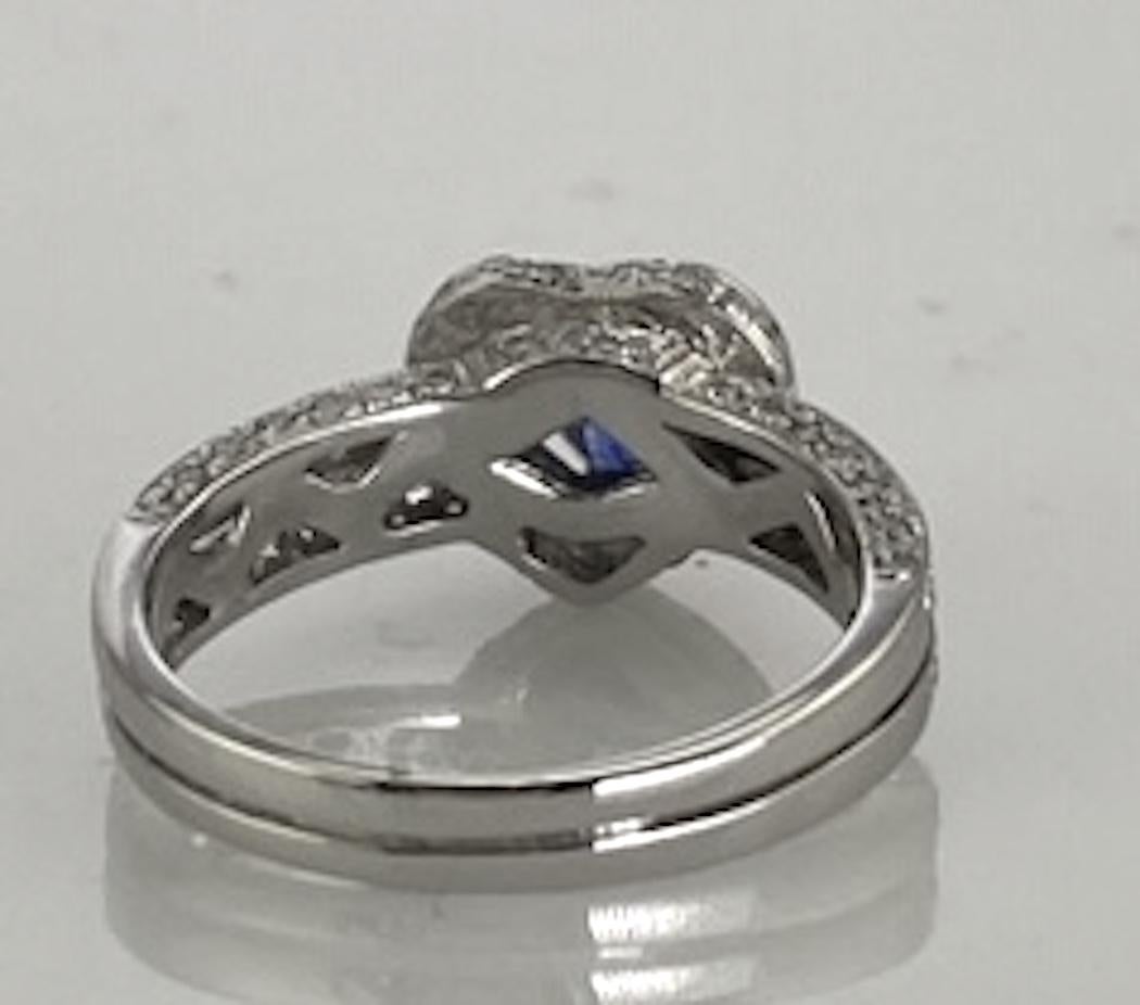 Bridal Heart shaped Sapphire 1.25 Carat and 1.45 Diamonds TW 18K WG 5.2 grams For Sale 1