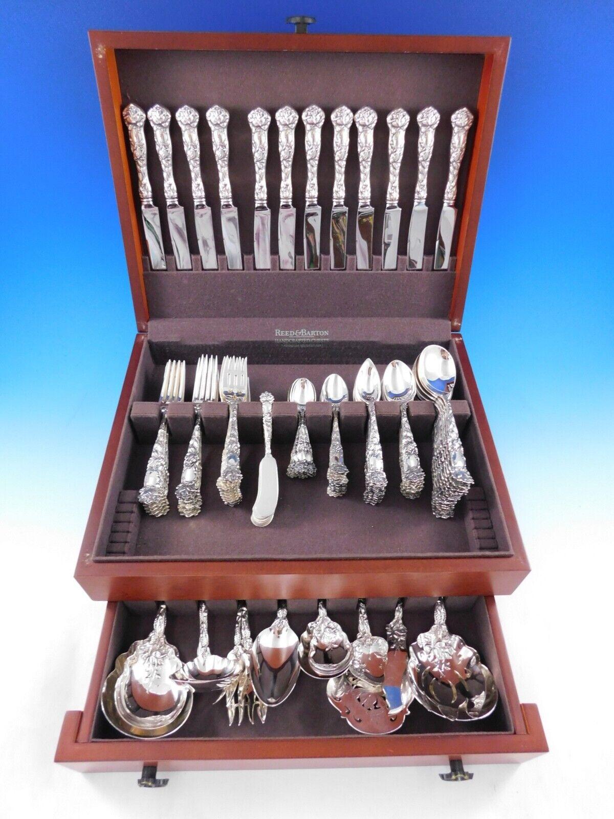 Wunderschönes monumentales Bridal Rose by Alvin Sterling Silberbesteck - 122 Teile. Dieses Set enthält:

12 normale Messer mit rostfreien französischen Klingen, 9