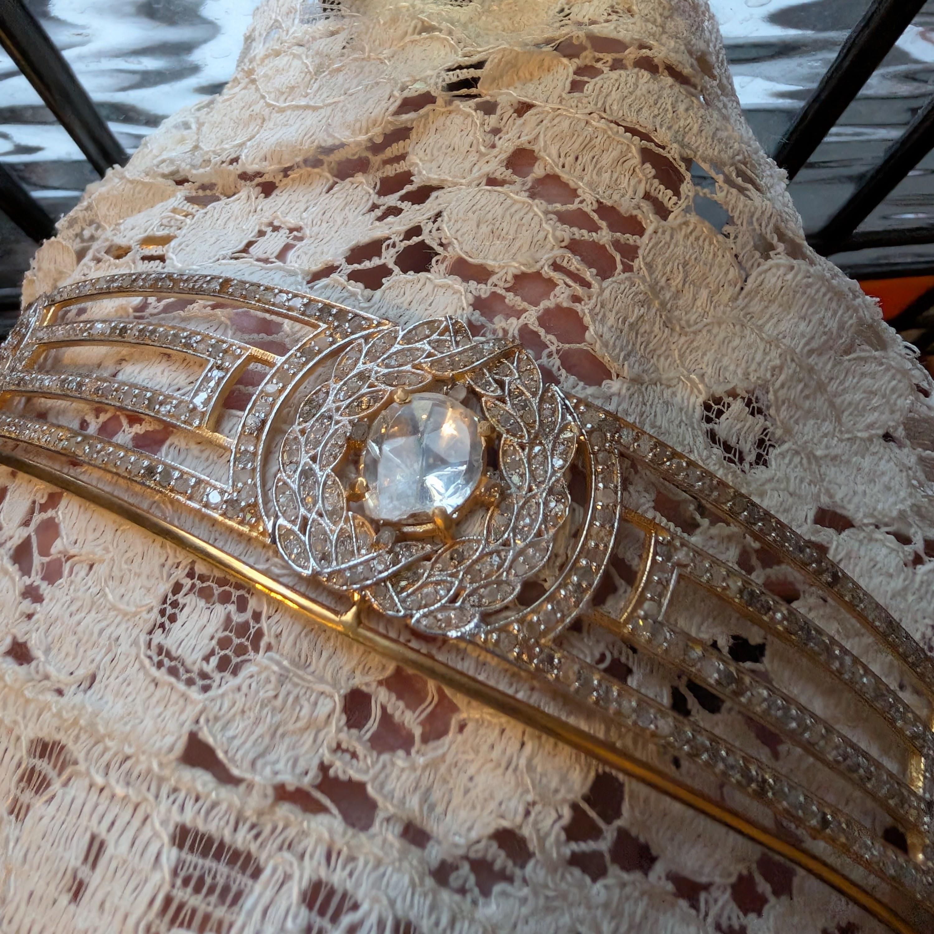 Diadème de mariage en diamants et saphirs, New en vente 5