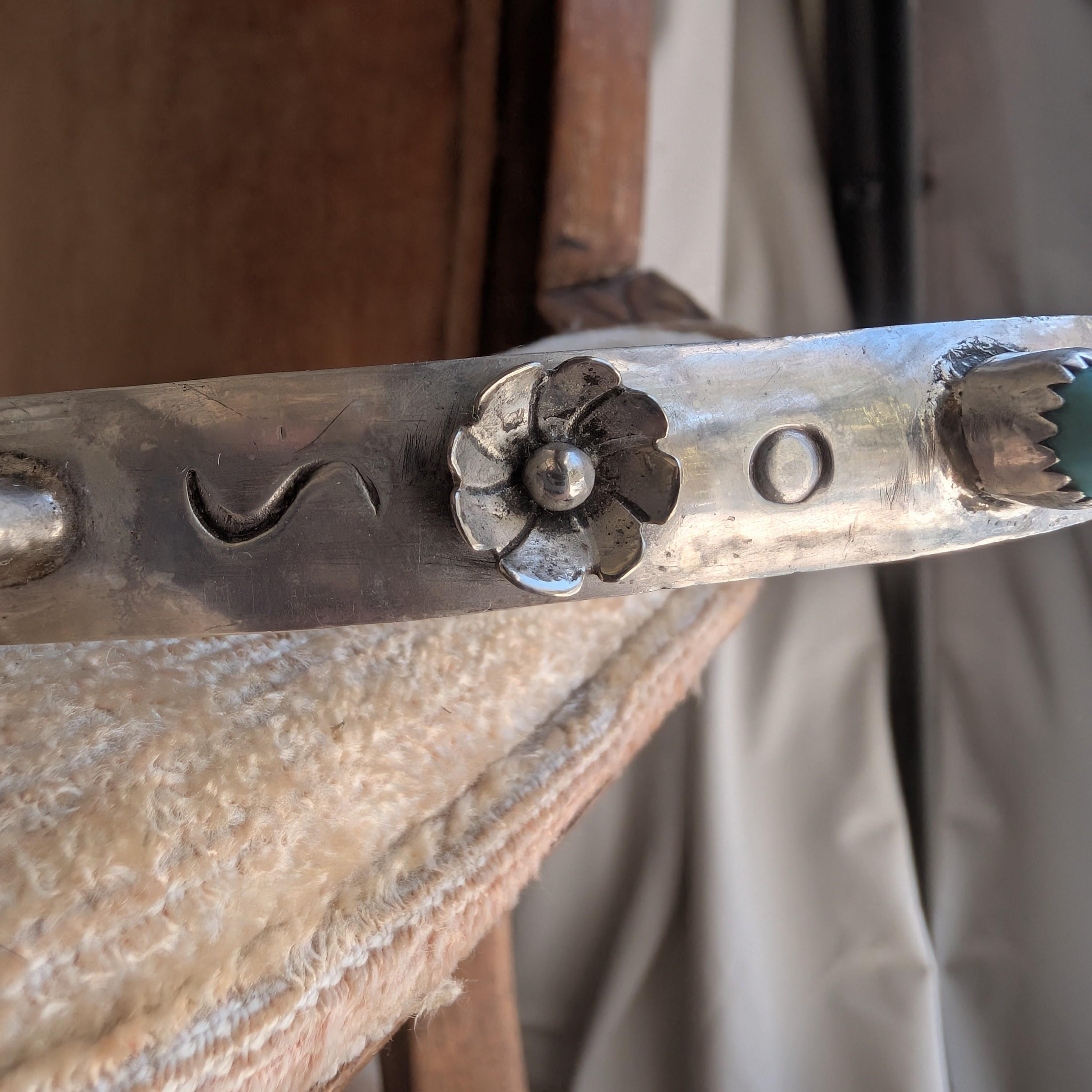 Tiara da sposa, raro gioiello nativo americano d'epoca realizzato a mano in argento in vendita 4